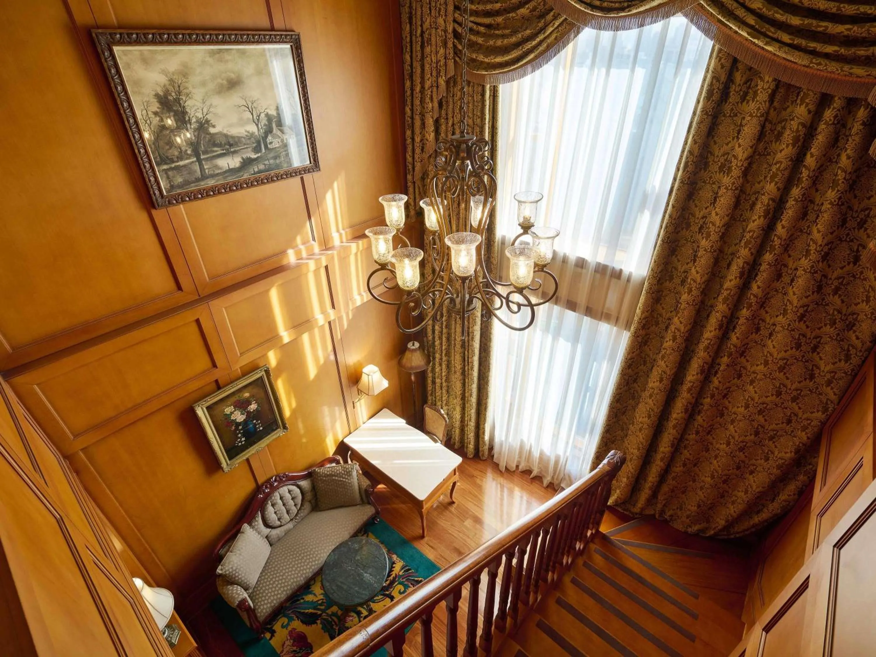 Bedroom, Bed in Grand Mercure Imperial Palace Seoul Gangnam