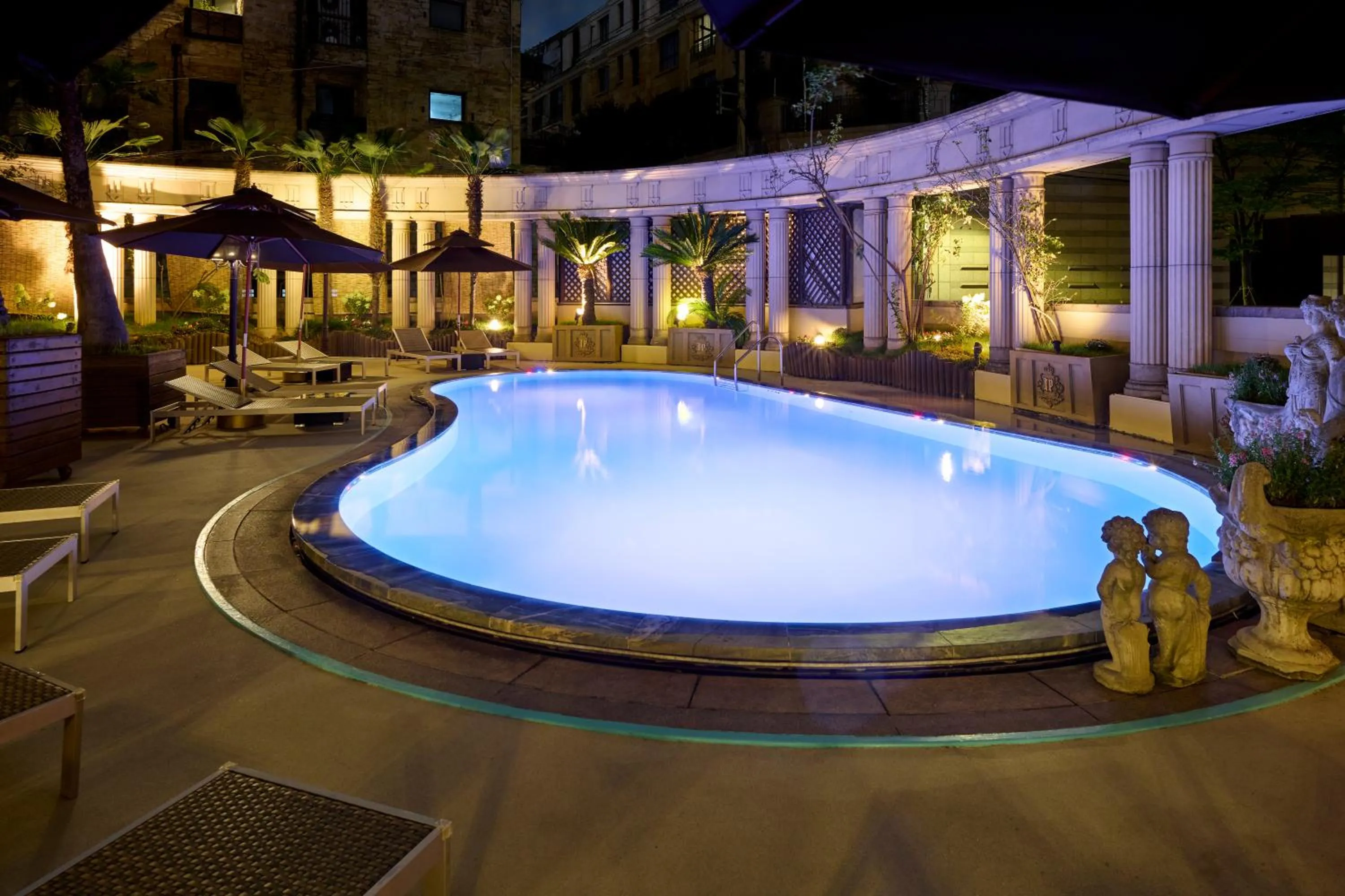 Night in Grand Mercure Imperial Palace Seoul Gangnam