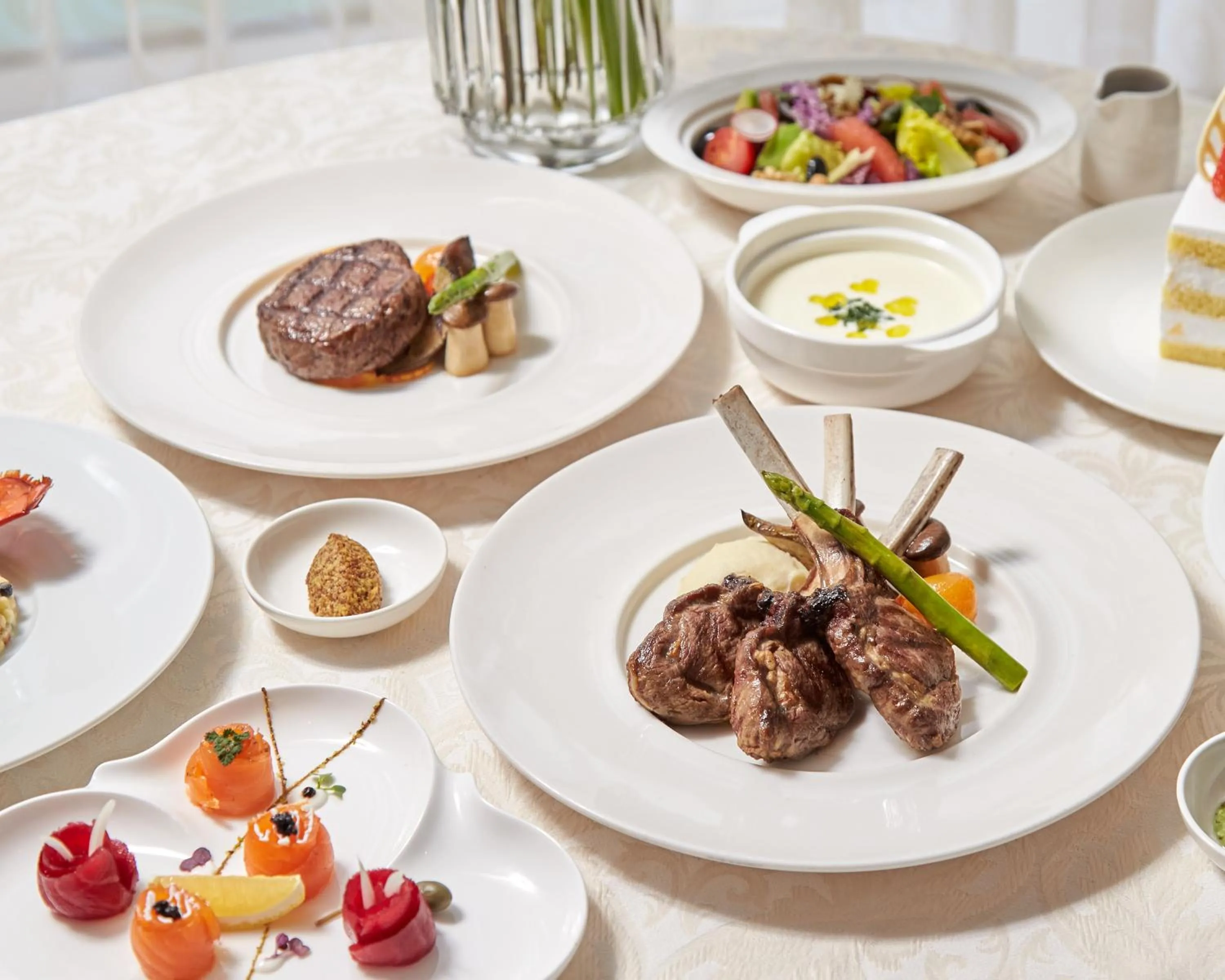 Food in Lotte Hotel World