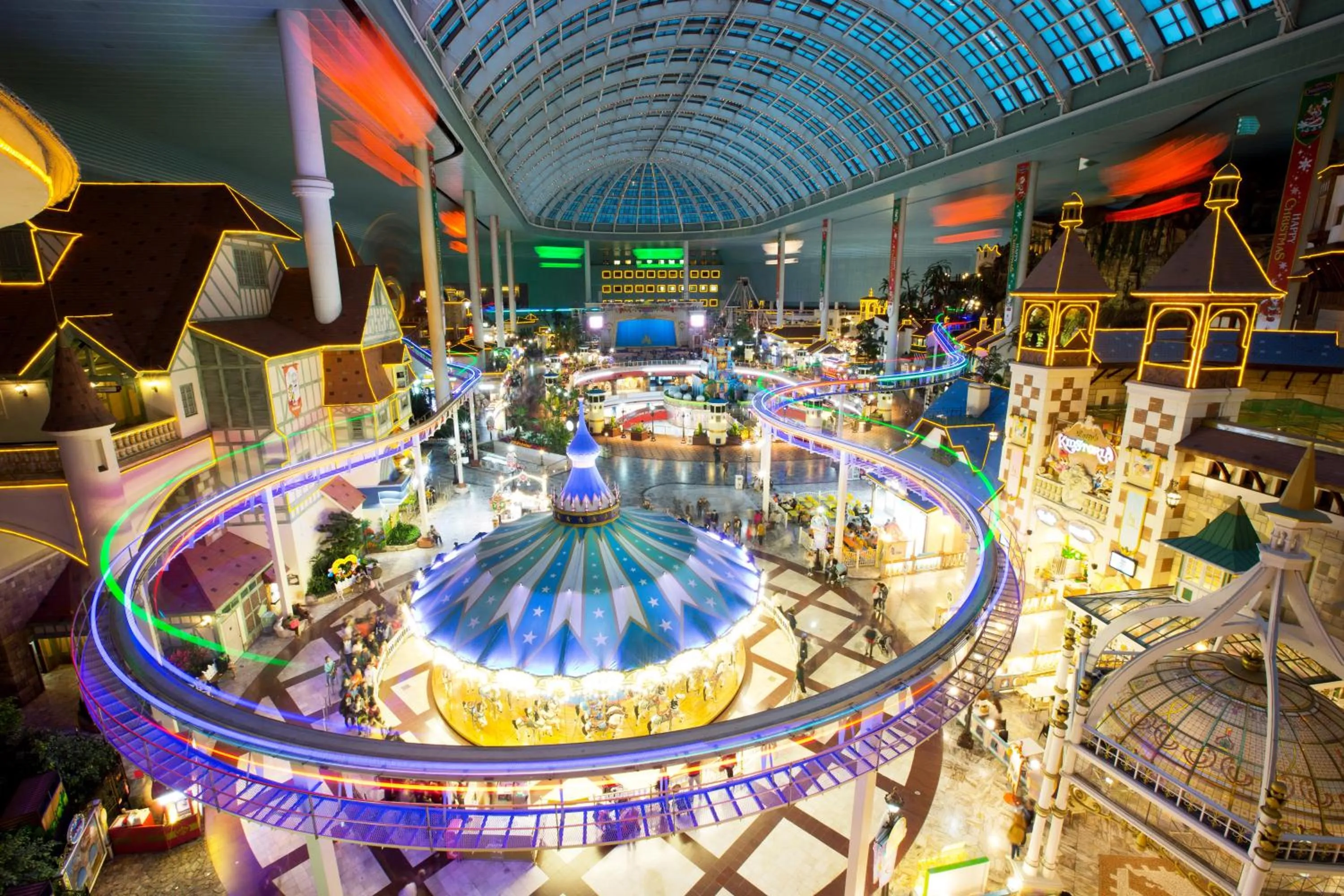 Activities in Lotte Hotel World