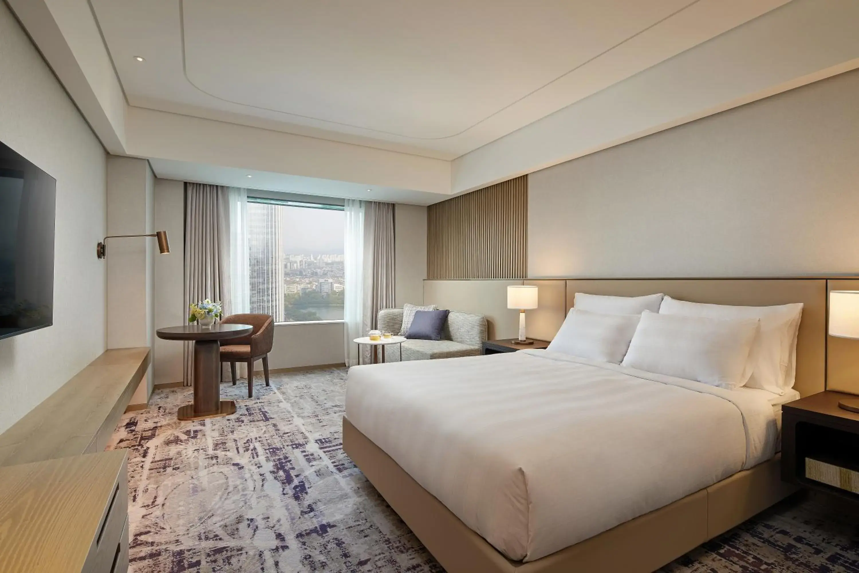 Club Double Room with Breakfast at Club Lounge in Lotte Hotel World Club Double Room with Breakfast at Club Lounge in Lotte Hotel World