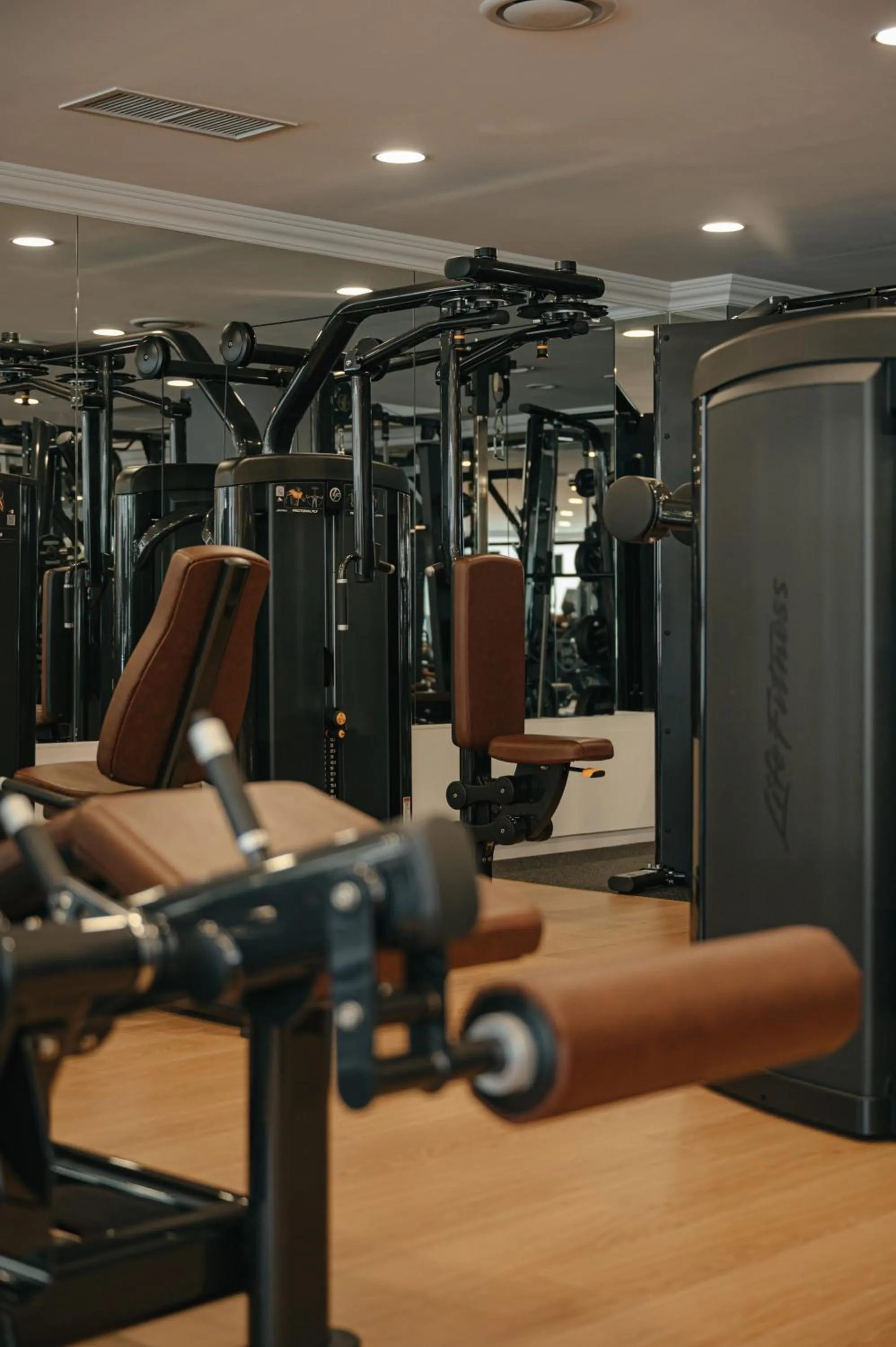Fitness centre/facilities in Lotte Hotel World