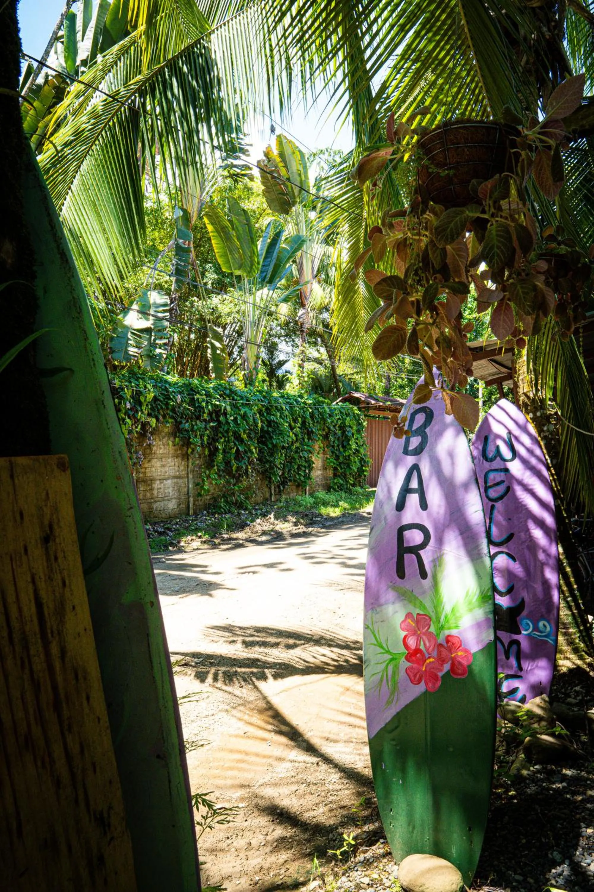 Facade/entrance in Flutterby House Hostel