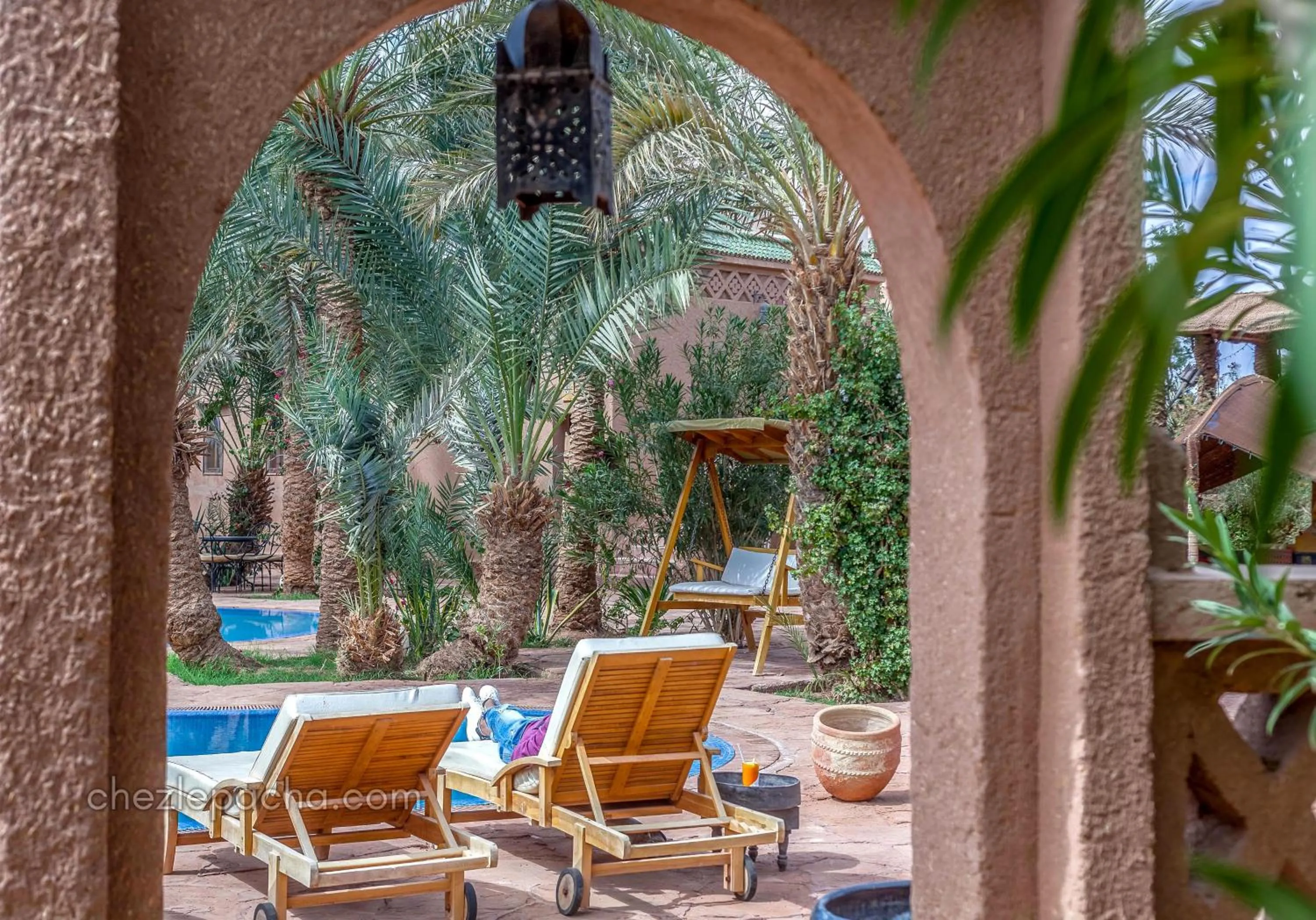 Swimming pool in Chez Le Pacha - Authentic Sahara Hotel Mhamid