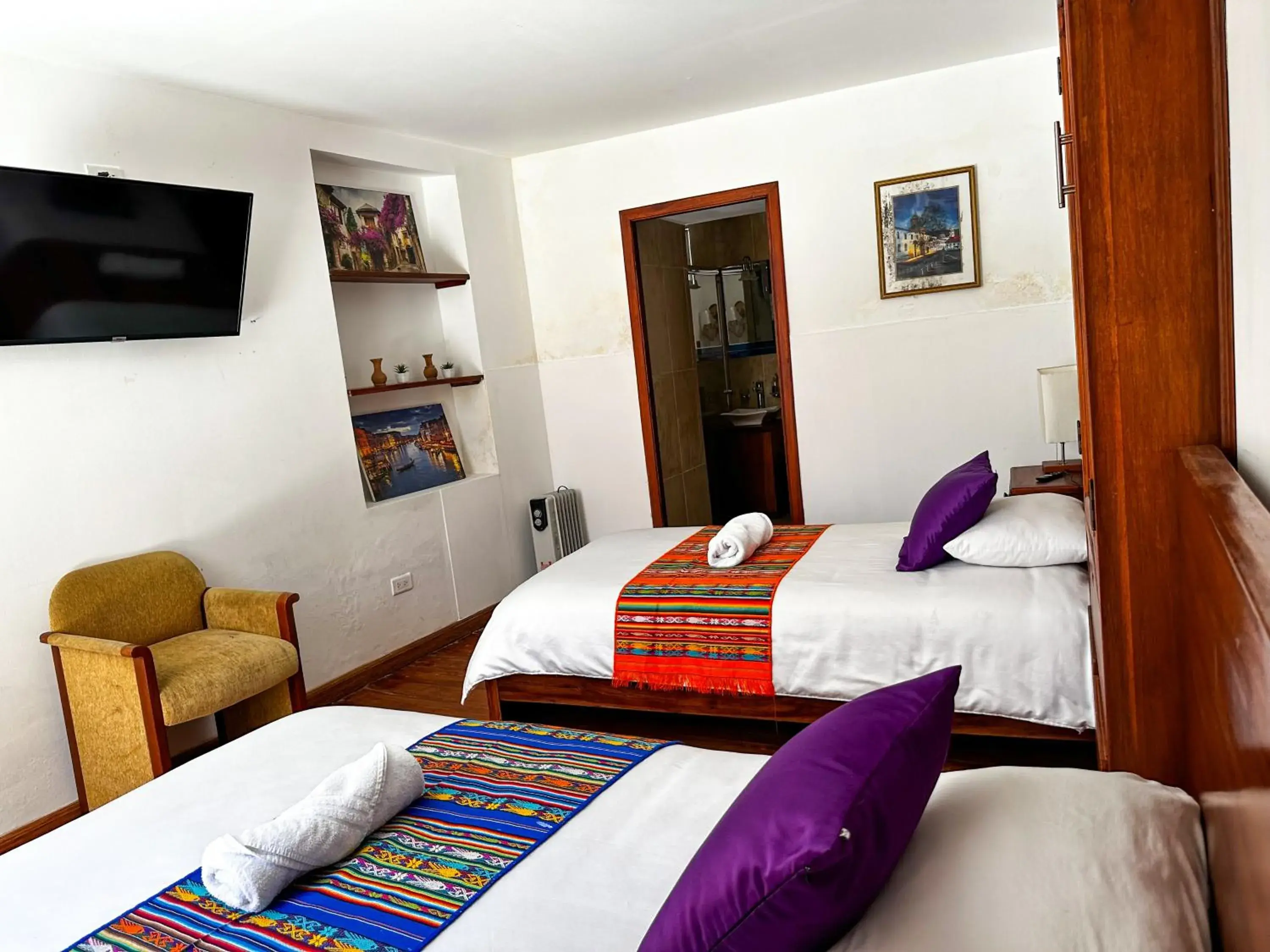 Double Room in Hotel Colonial - Casa Francisco Double Room in Hotel Colonial - Casa Francisco