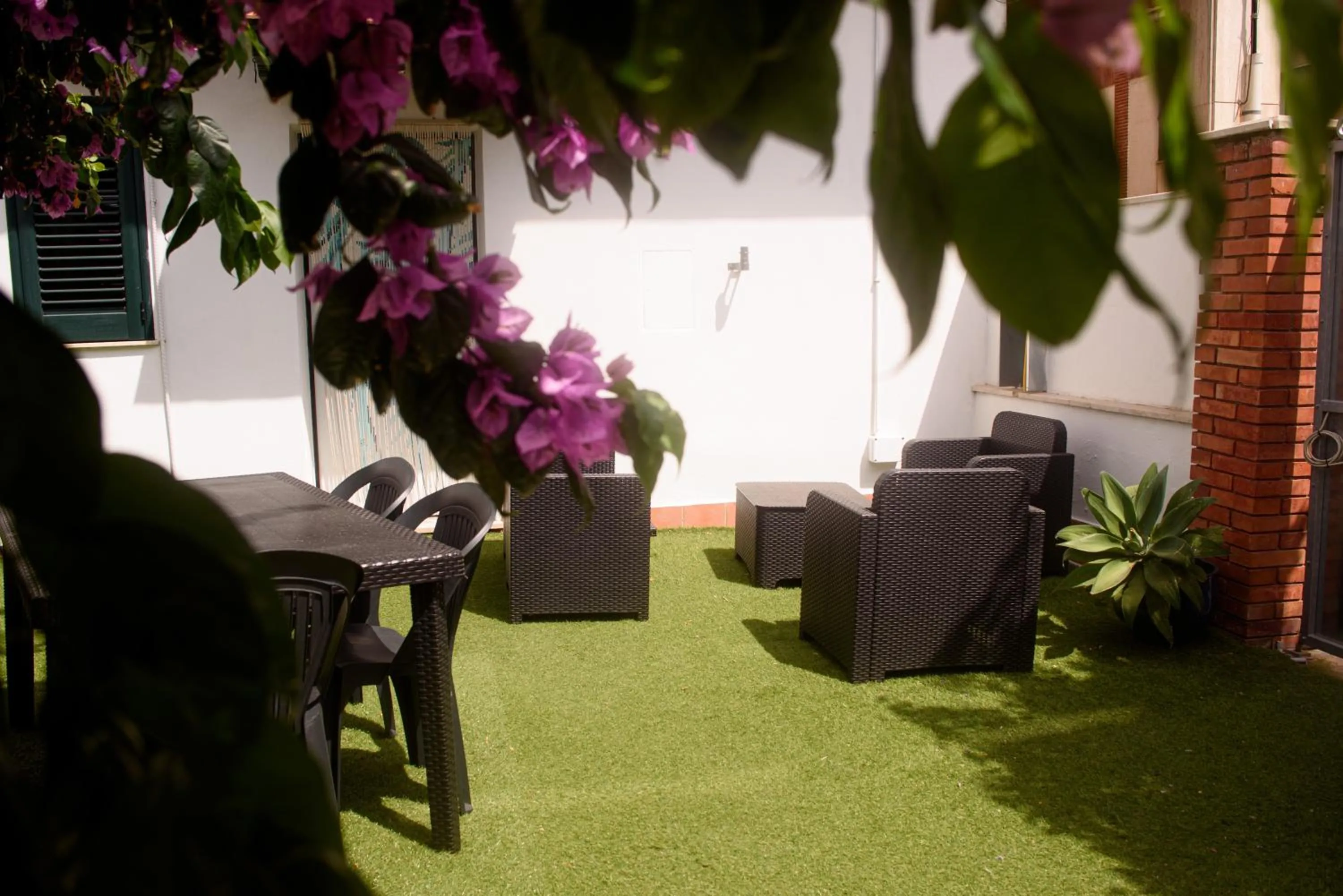 Garden in Holiday House ViscaUno