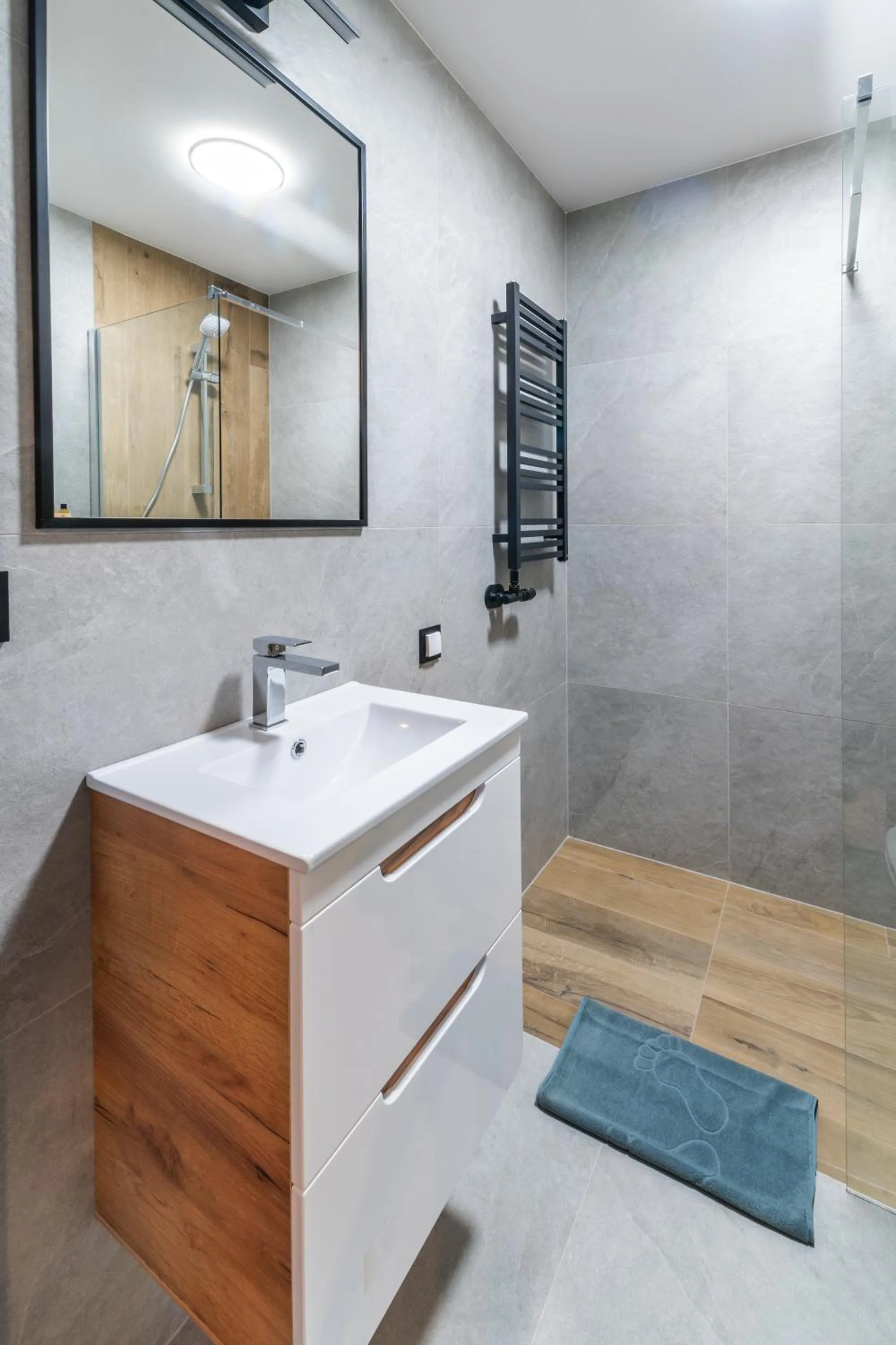 Shower in Apartamenty Pod Wyciągiem