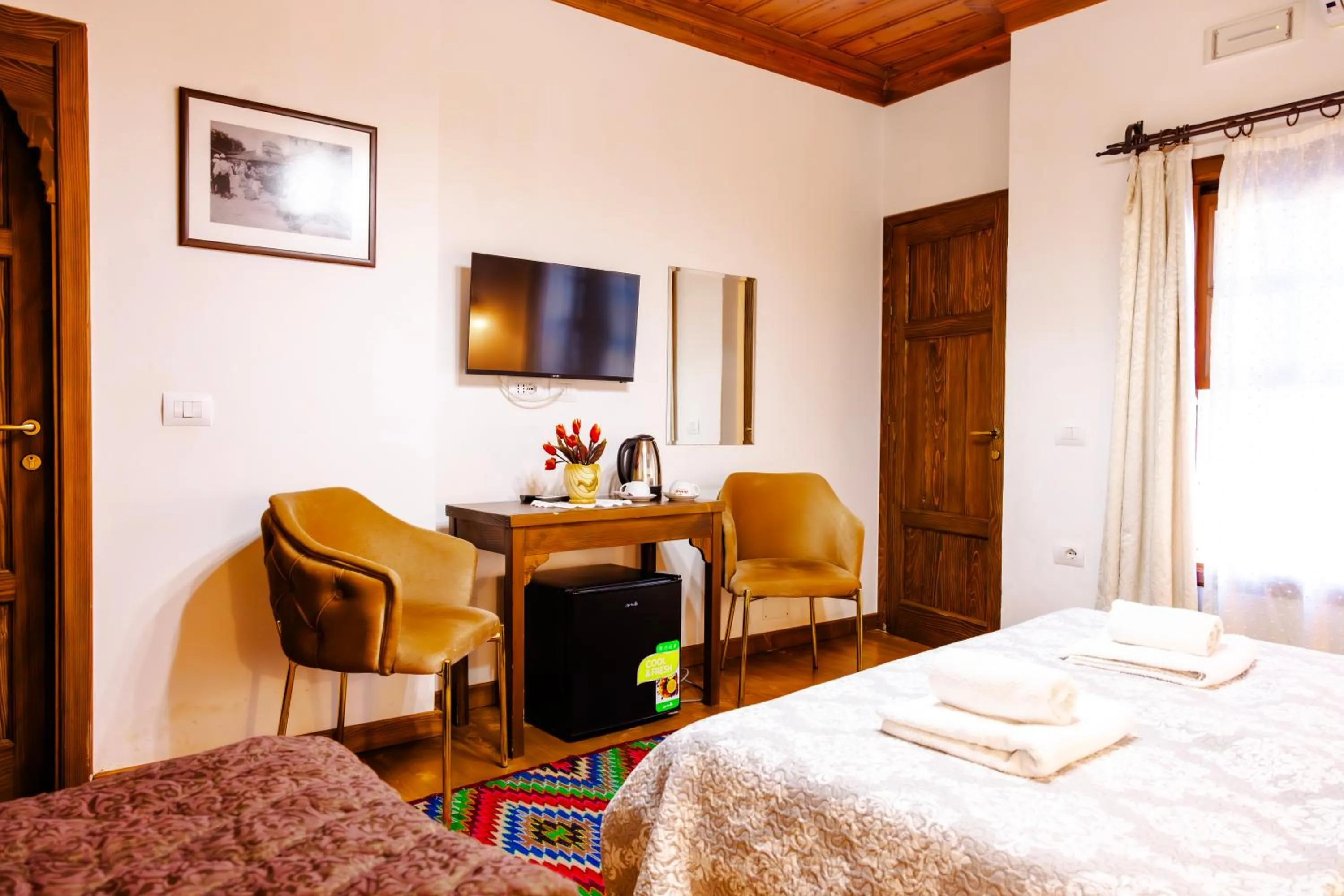 TV and multimedia, Bed in Hotel Gorica - UNESCO quarter