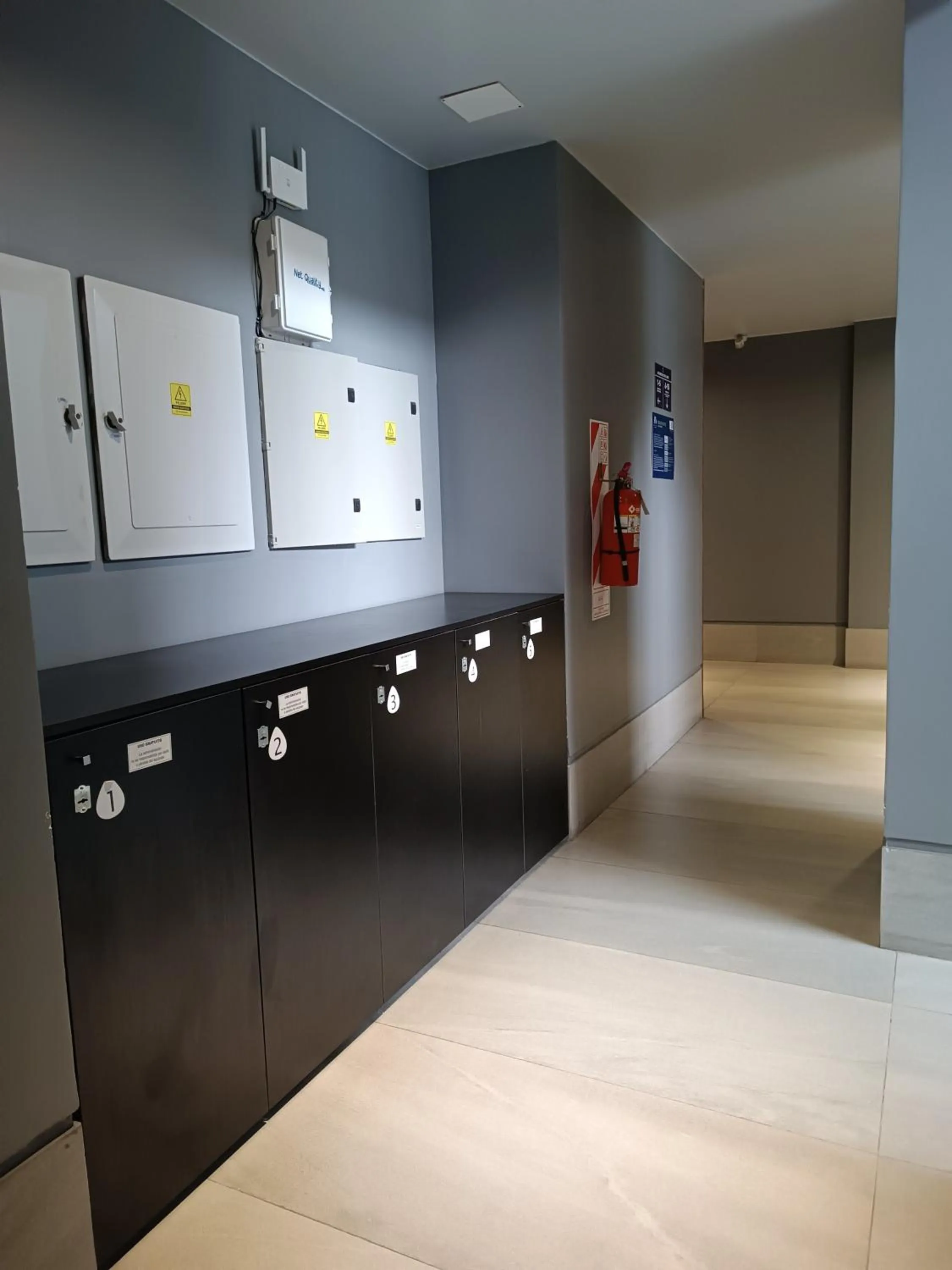 wardrobe in Distrito A FMA-Coliving