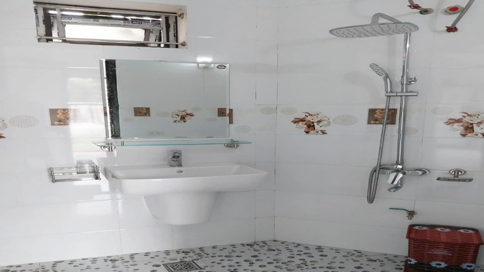 Toilet in Nha Xanh Homestay
