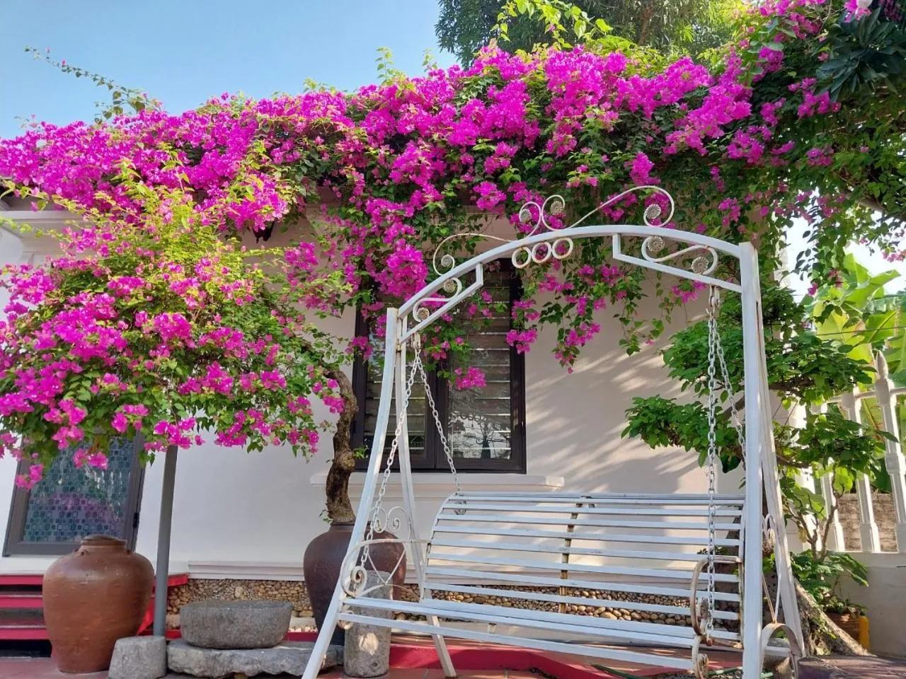 Property building in Nha Xanh Homestay