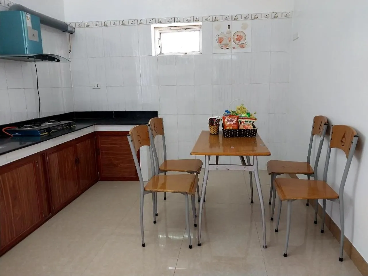 Kitchen or kitchenette in Nha Xanh Homestay