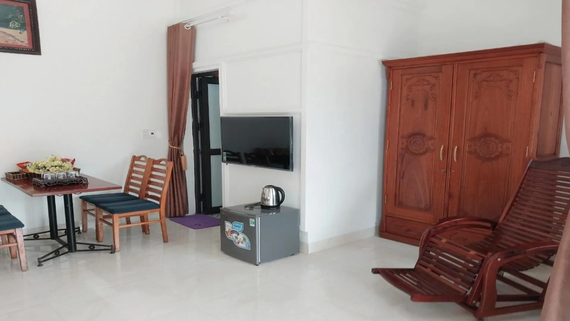 TV and multimedia in Nha Xanh Homestay