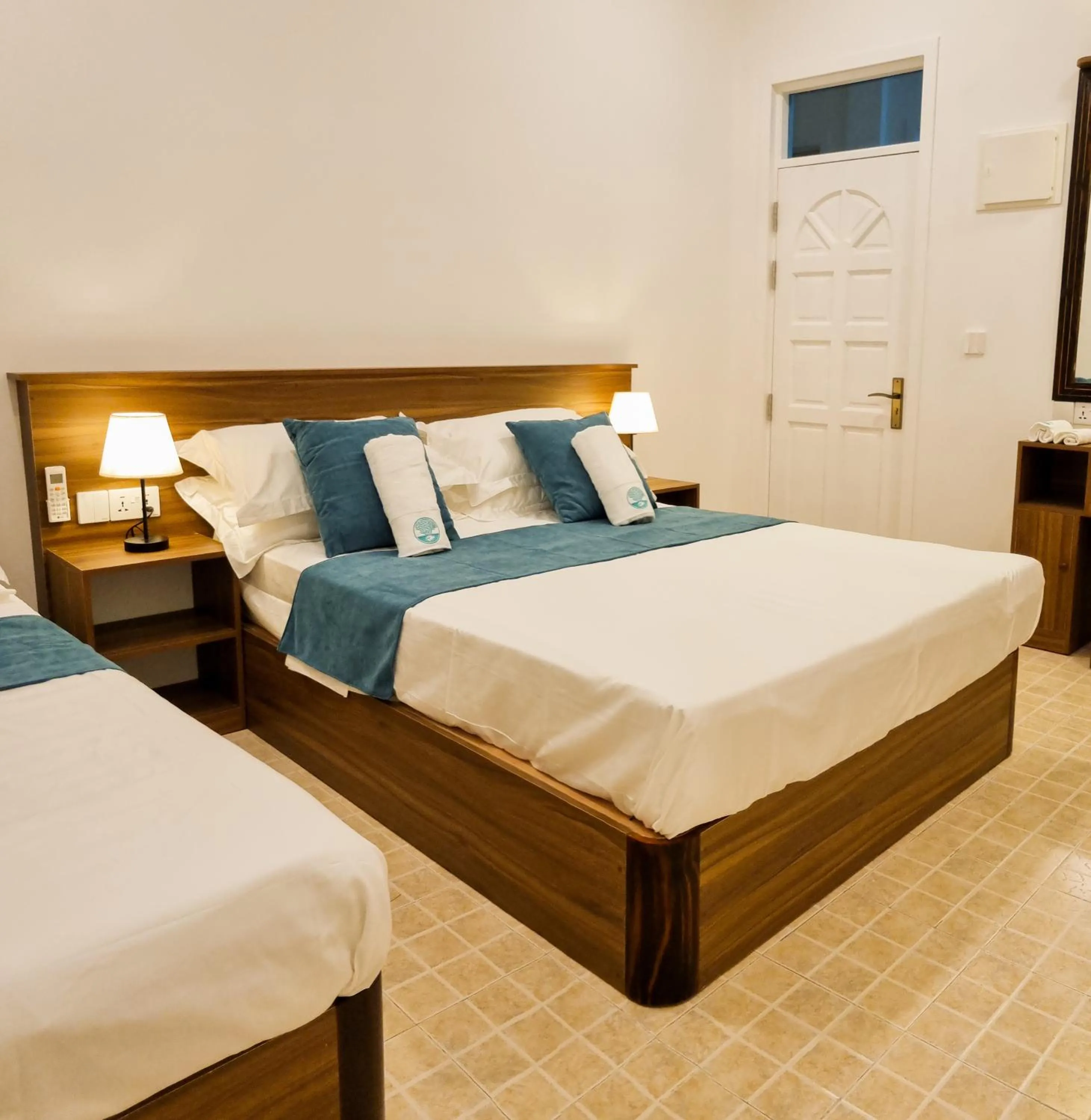 Bed in Vaagali Inn