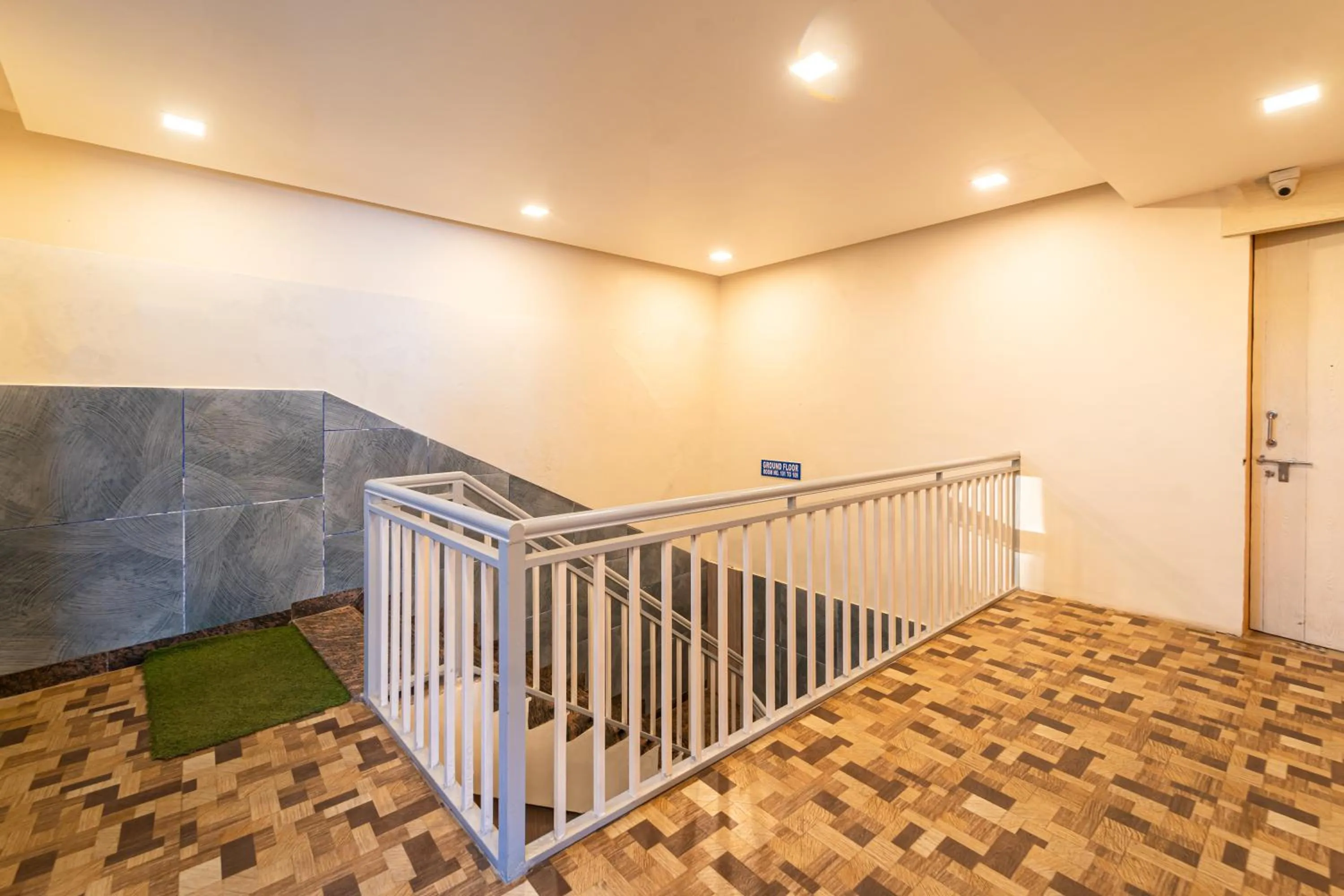 Lobby or reception, Bed in Treebo Kaizen, 3 Kms From Paragliding