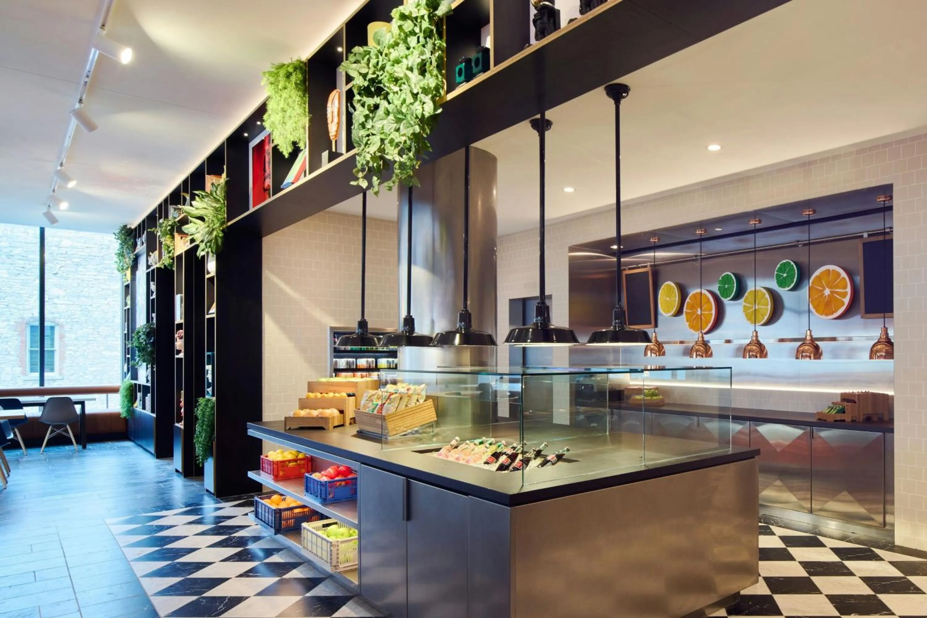 Restaurant/places to eat in citizenM Austin Downtown