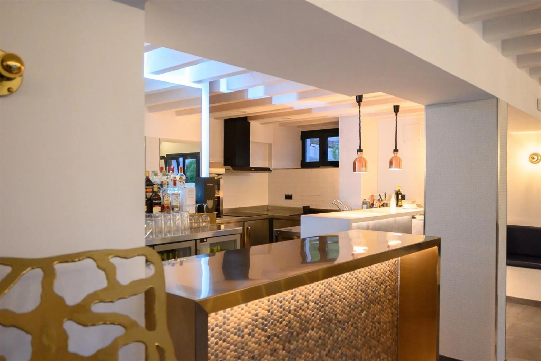 Lounge or bar in Neguetxea Boutique Guest House