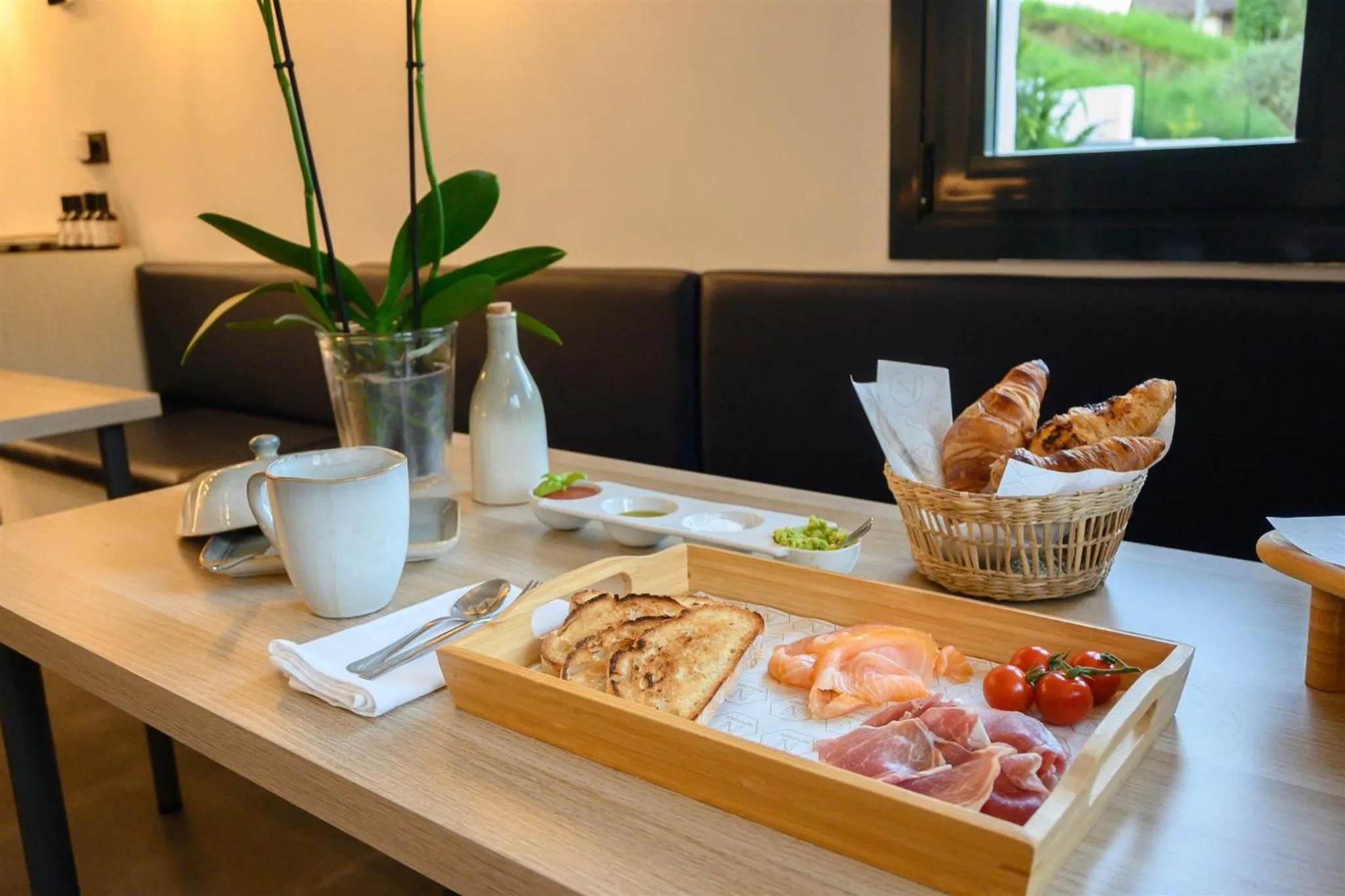 Breakfast in Neguetxea Boutique Guest House