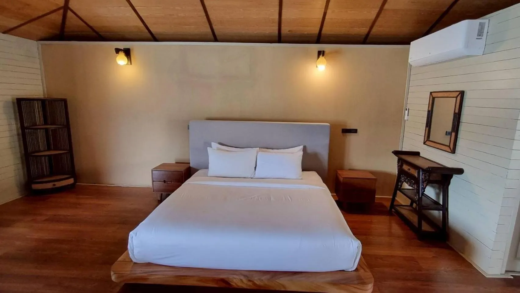 Bedroom, Bed in Ruknam Resort