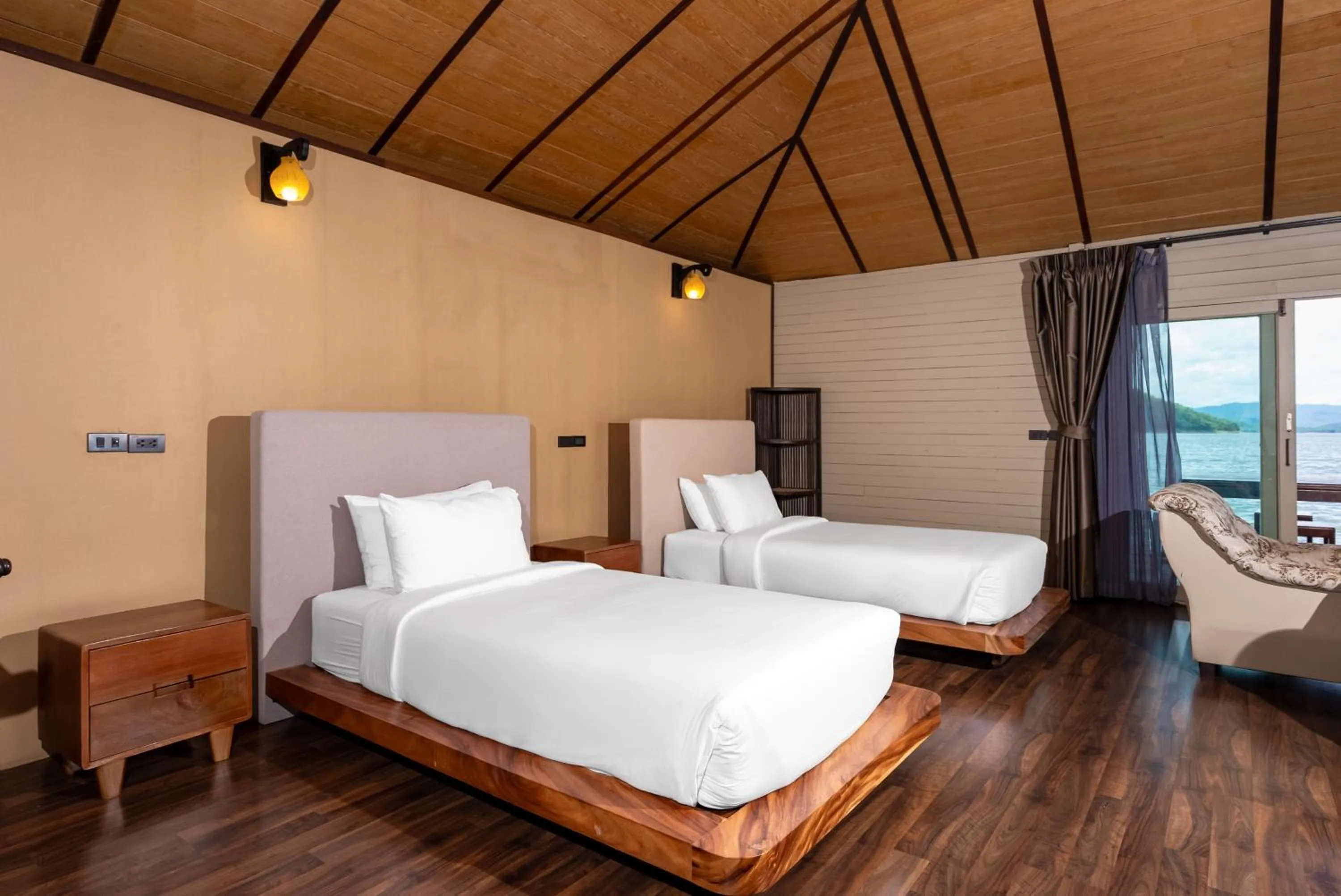 Bedroom, Bed in Ruknam Resort