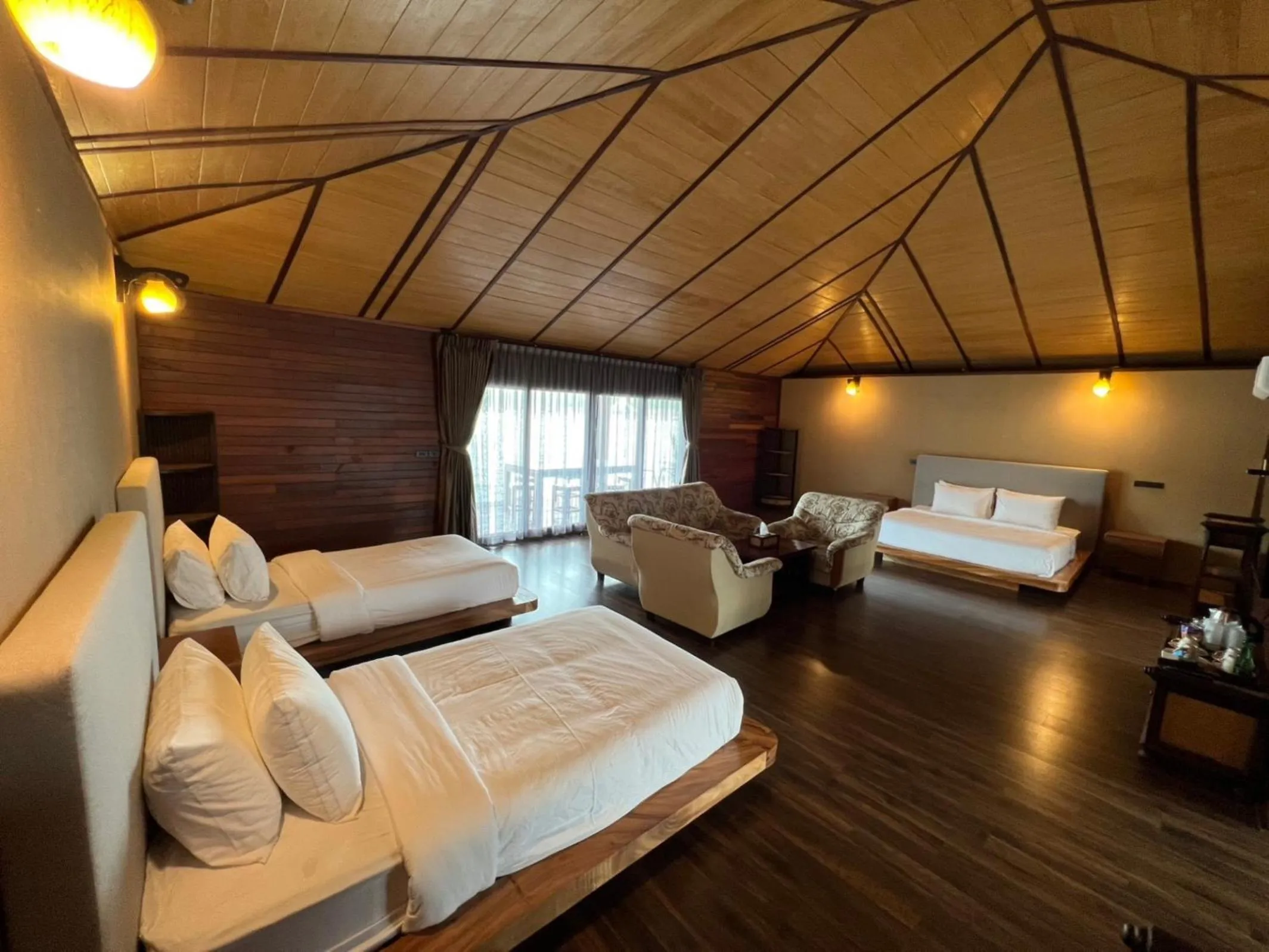 Bed in Ruknam Resort
