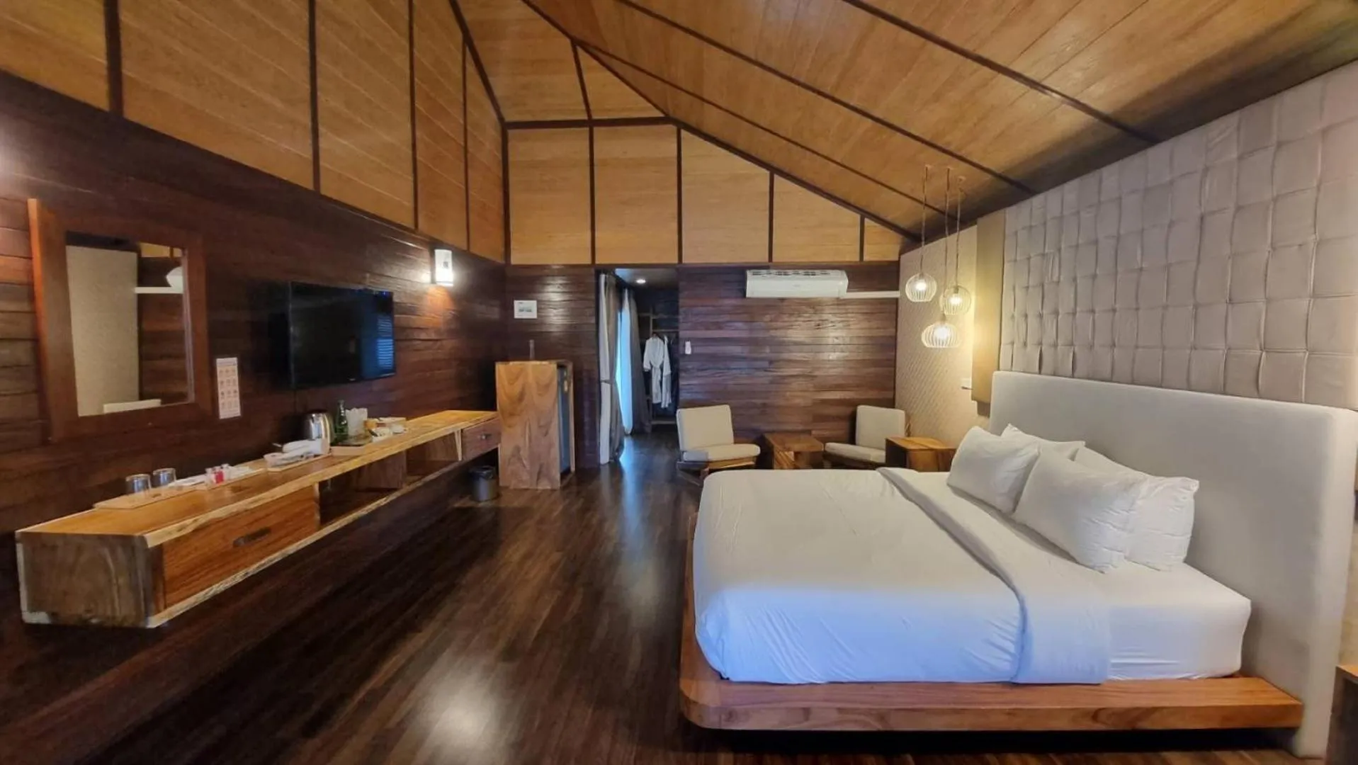 Bedroom, Bed in Ruknam Resort
