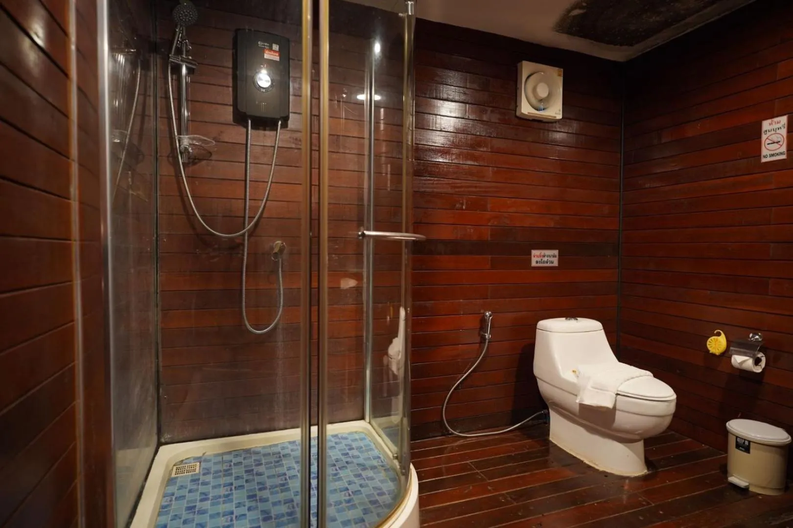Shower in Ruknam Resort