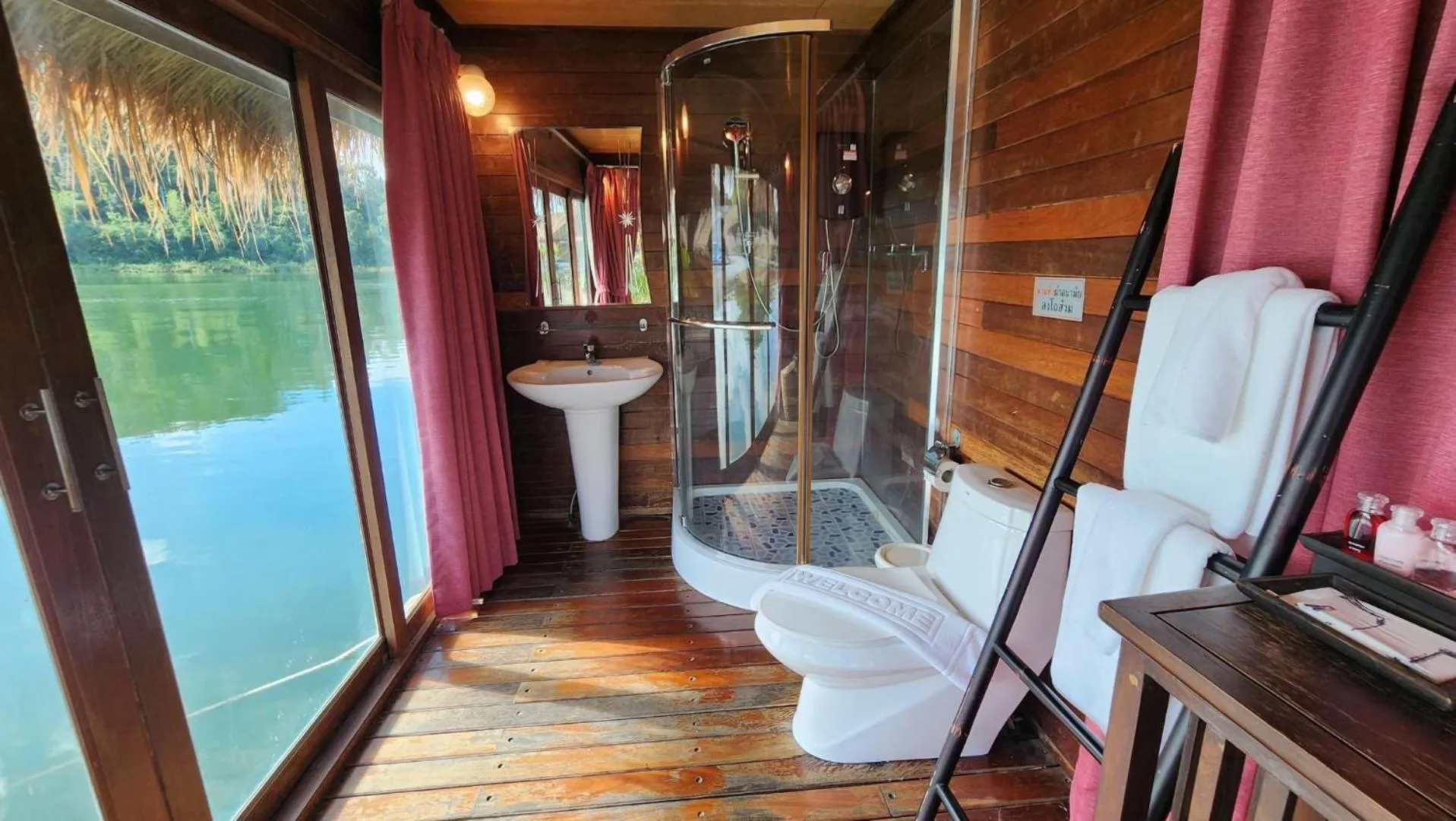 Bathroom in Ruknam Resort