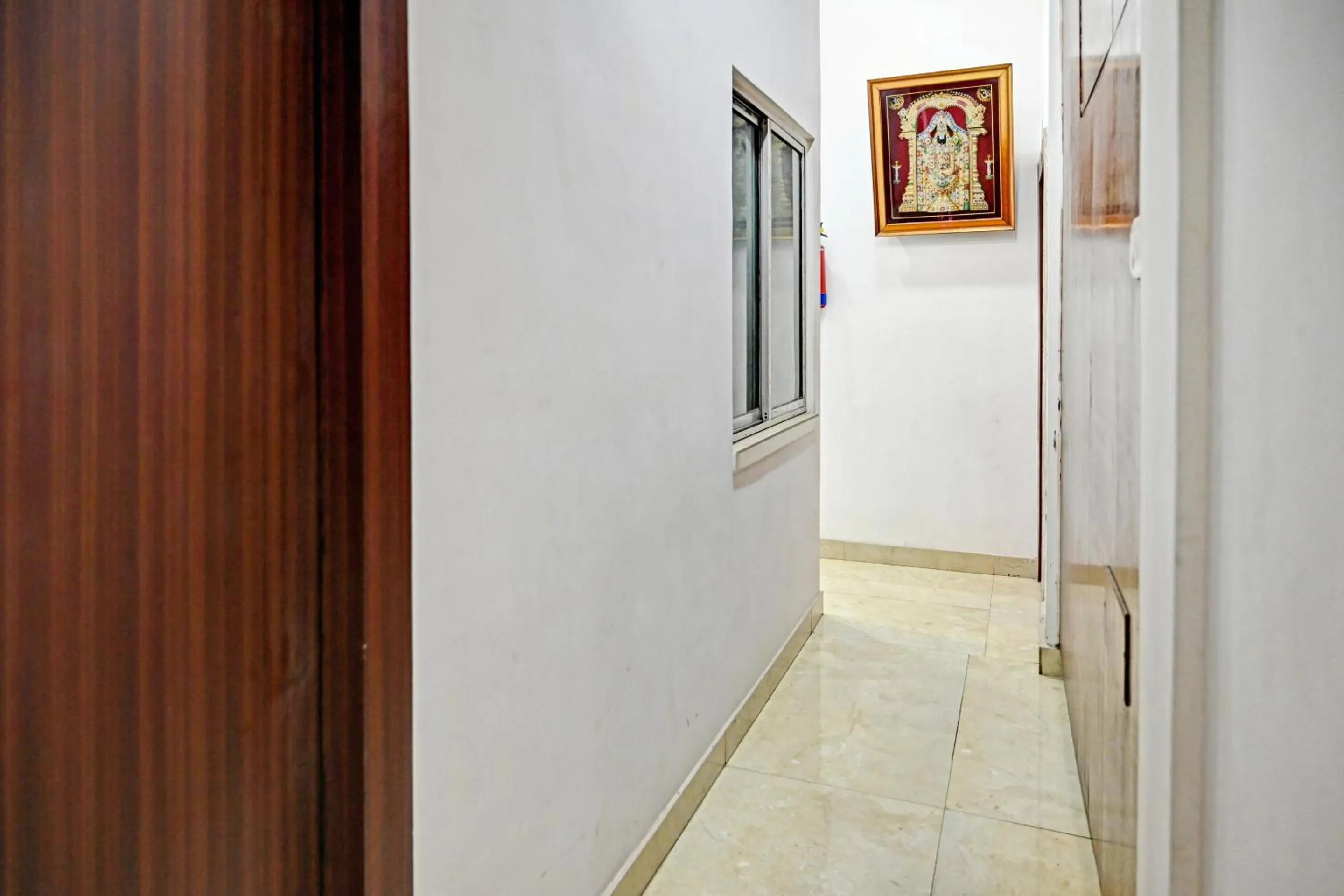 Lobby or reception in Hotel O LAXMI GUEST HOUSE JADAVPUR