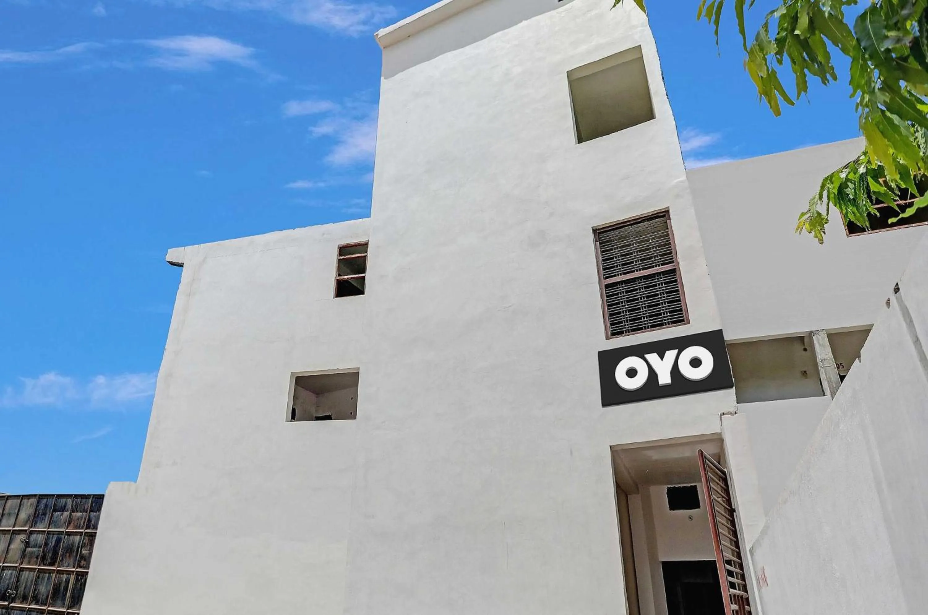 Facade/entrance in Hotel O by OYO easy stay inn