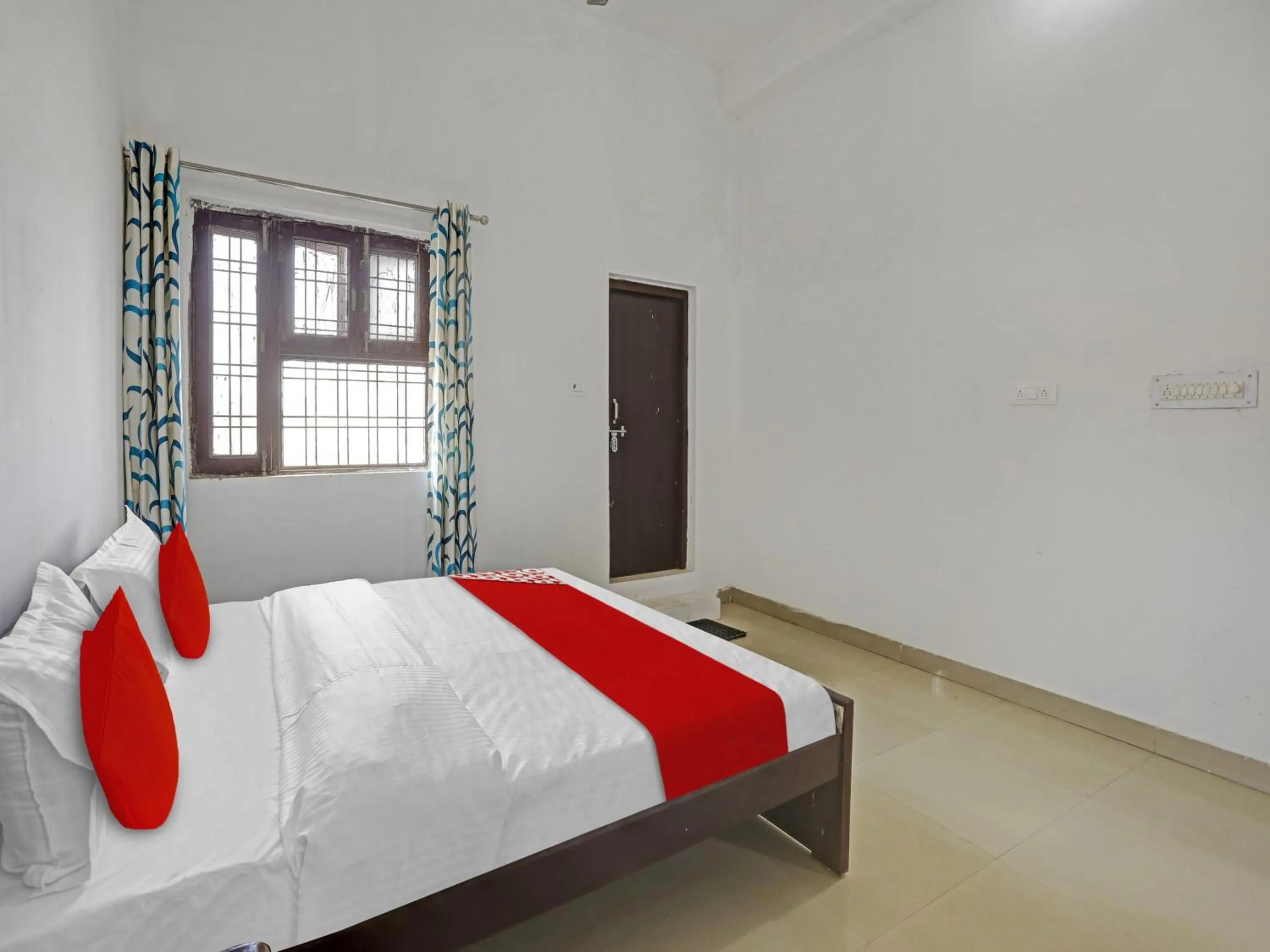 Lobby or reception, Bed in Hotel O by OYO easy stay inn