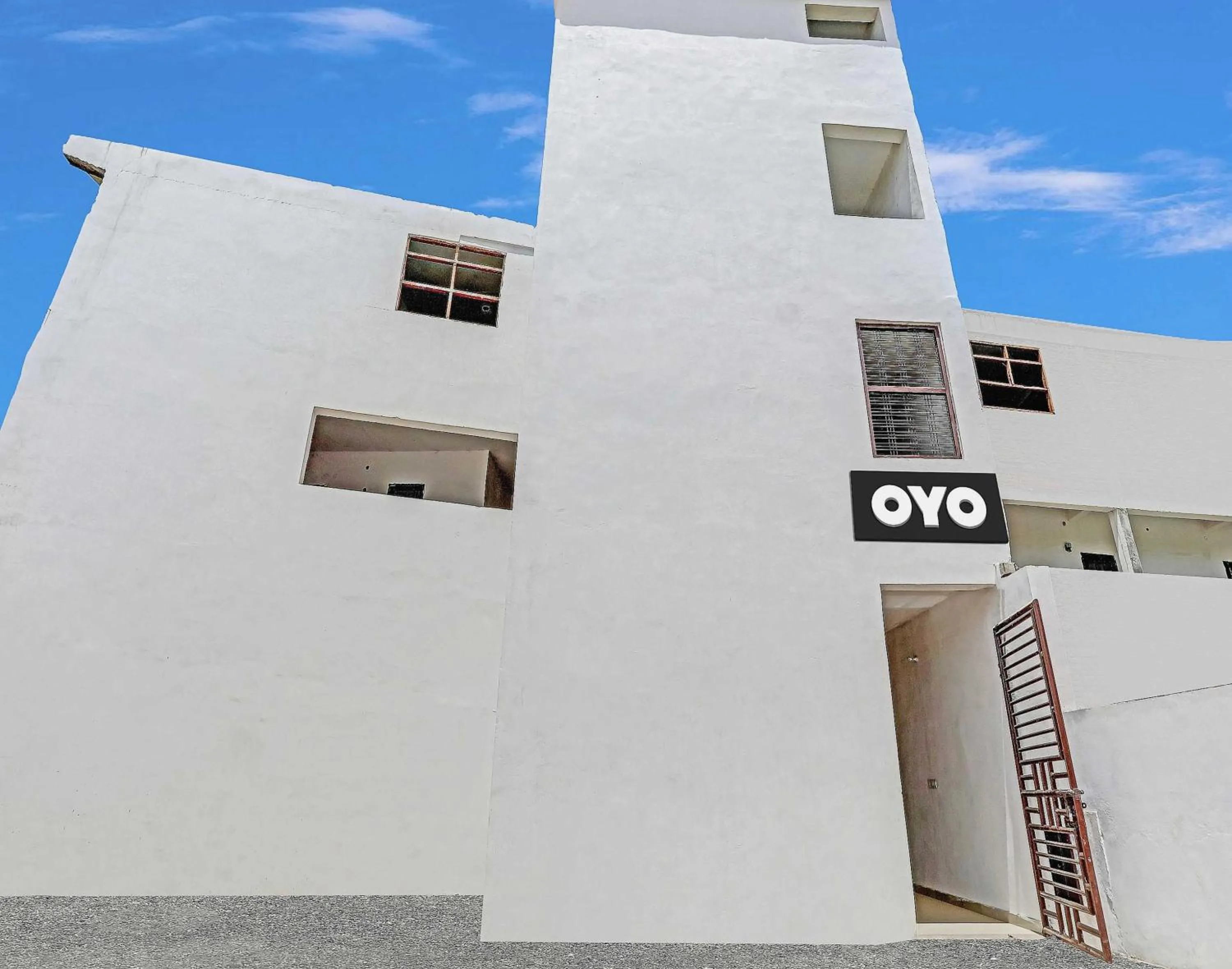Facade/entrance in Hotel O by OYO easy stay inn