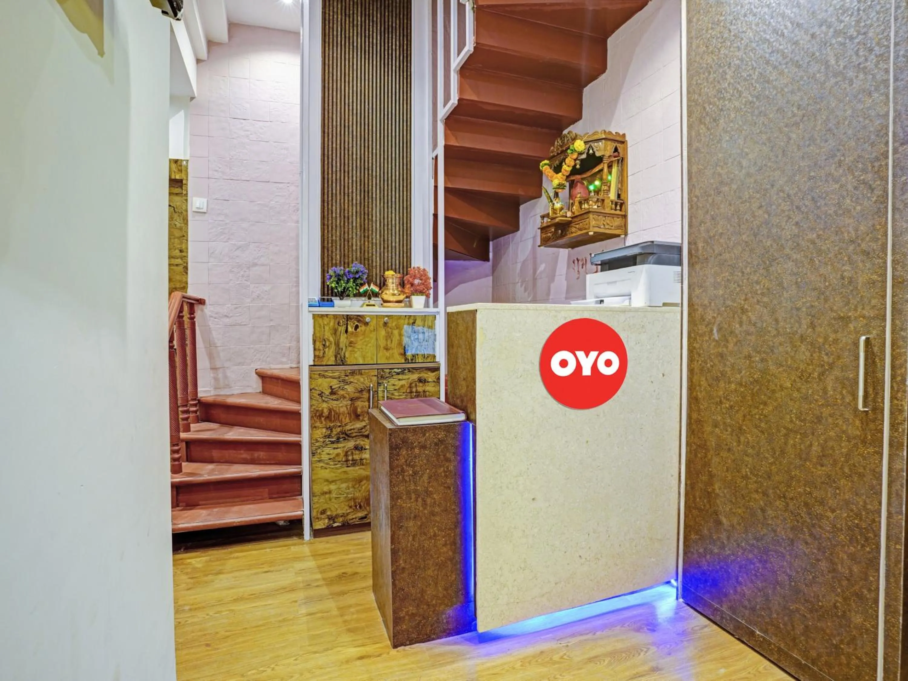 Lobby or reception in Super Hotel O Sunrise Suites