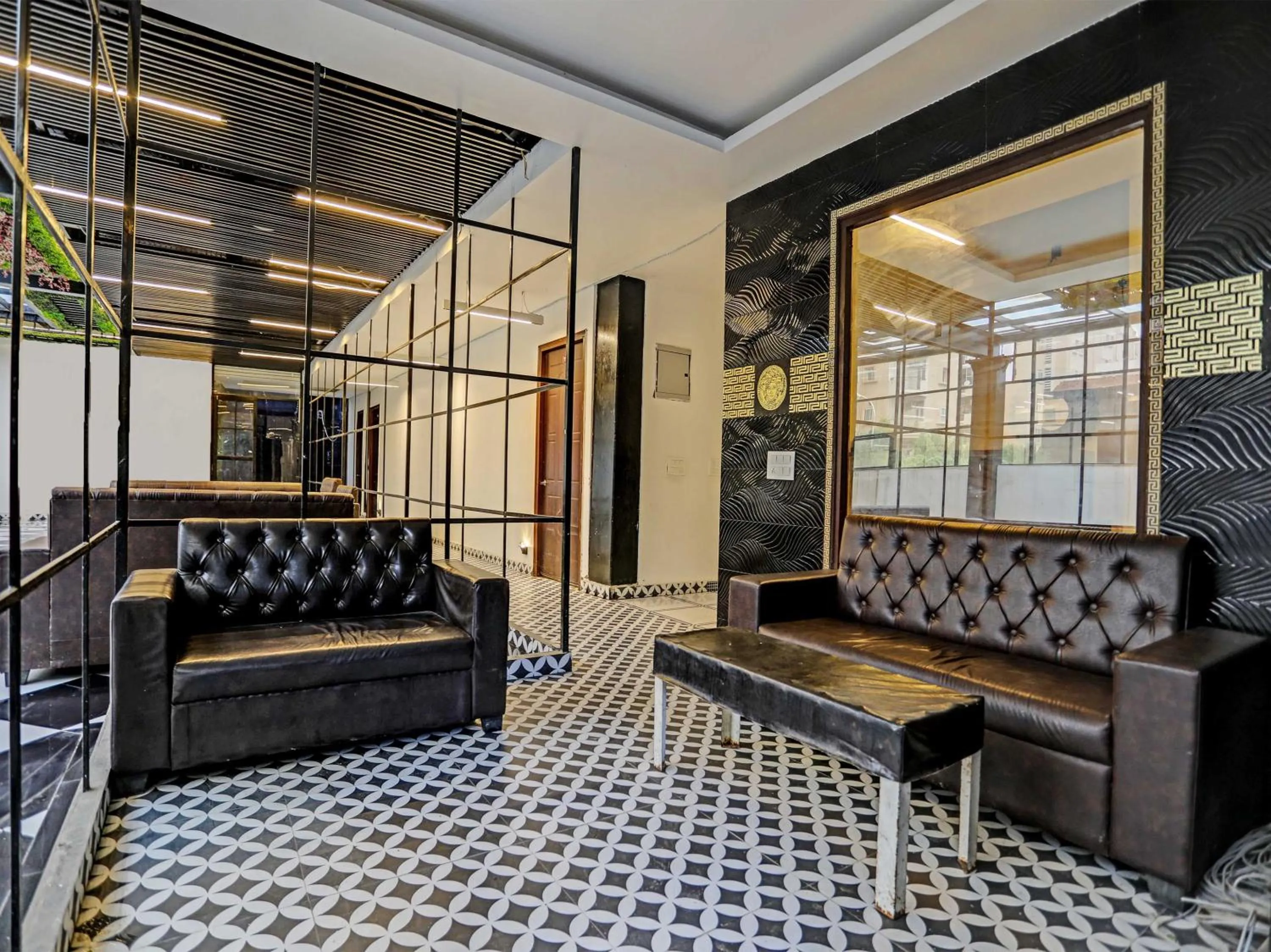 Living room in Hotel O Expo View Stay