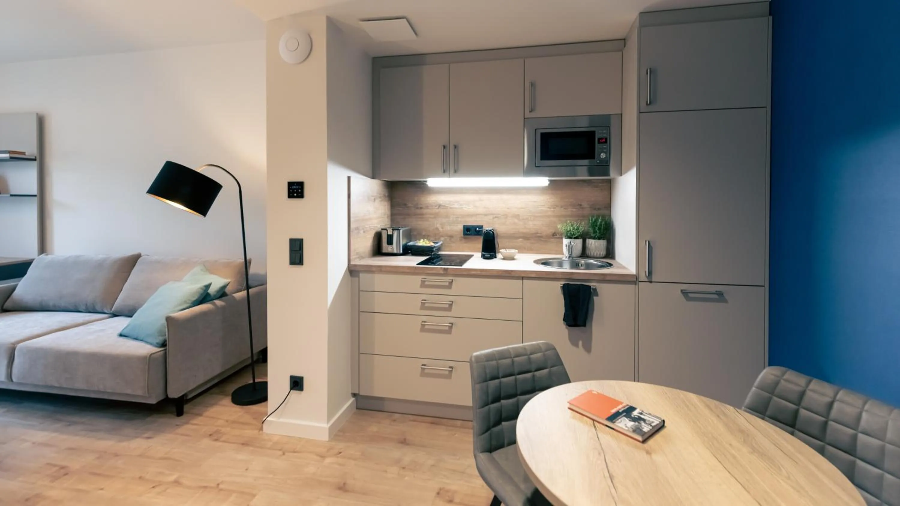 Kitchen or kitchenette in SpreeBlau Apartments