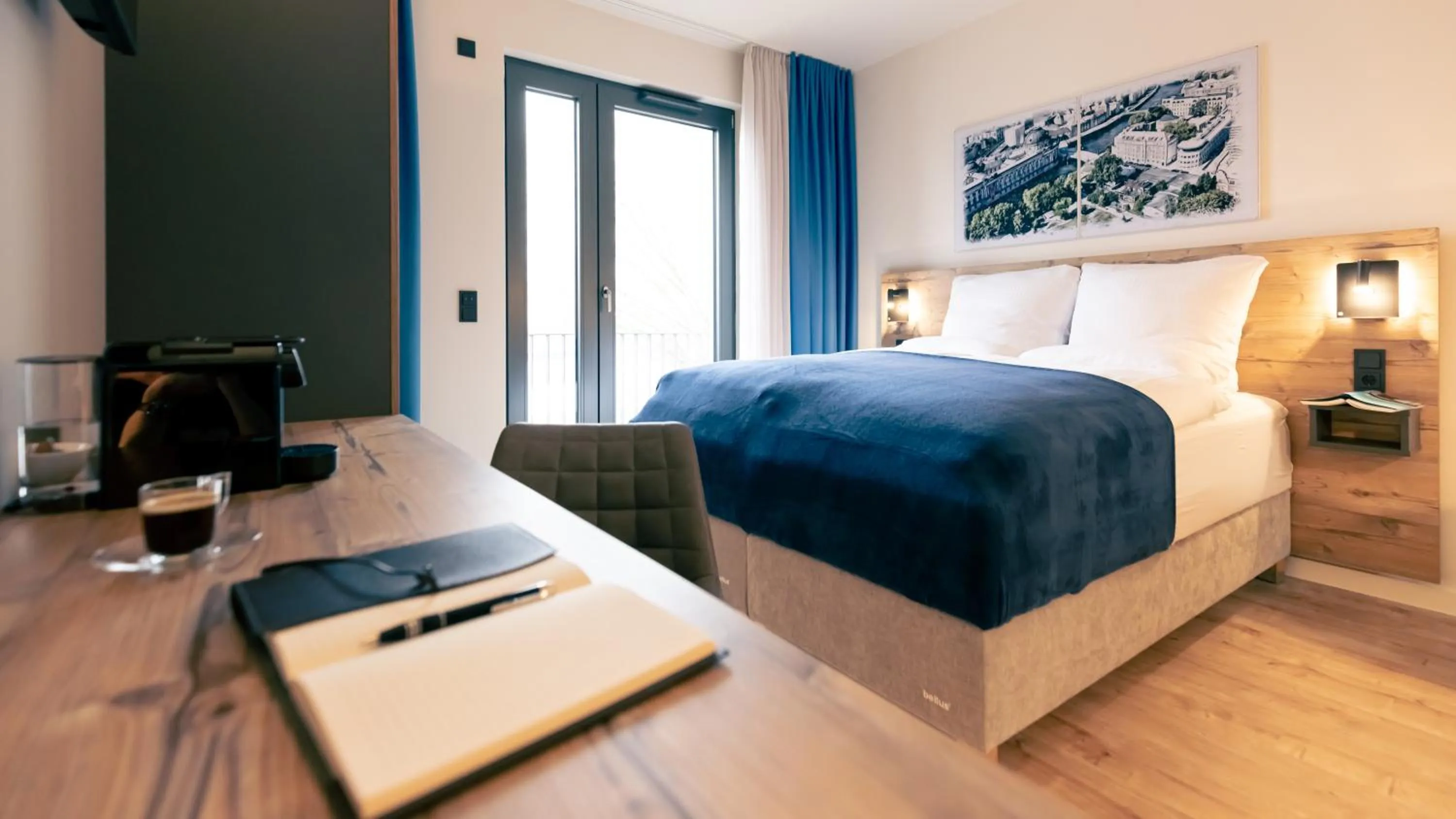 Bed in SpreeBlau Apartments