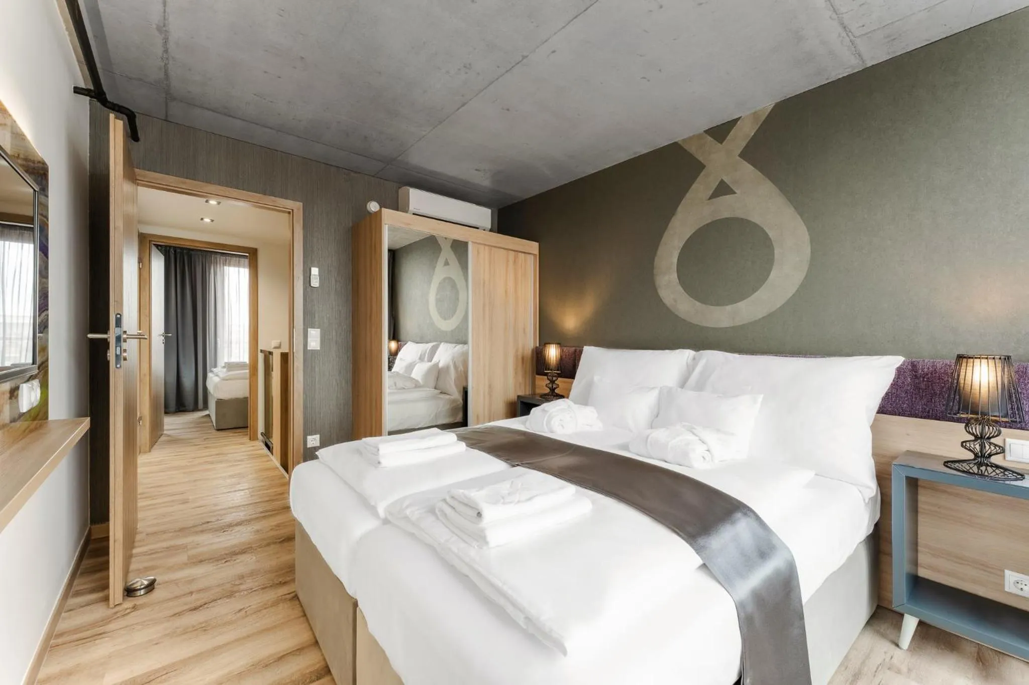 Bed in Onyx Luxury Budapest