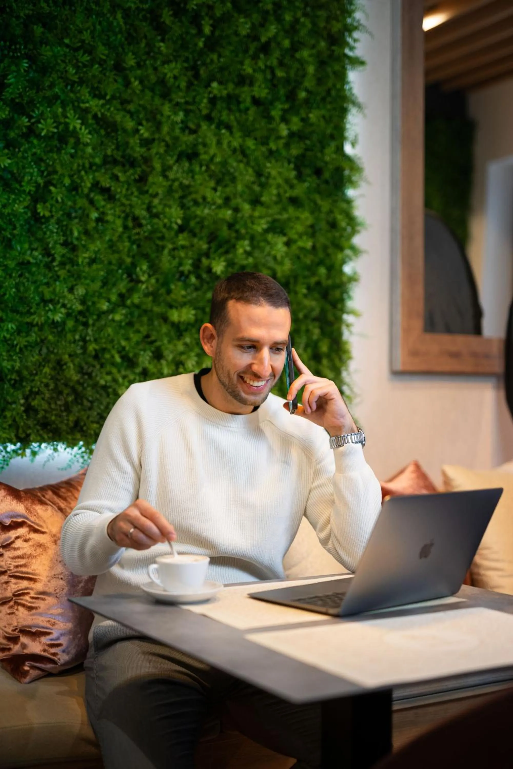 Restaurant/places to eat in Onyx Luxury Budapest