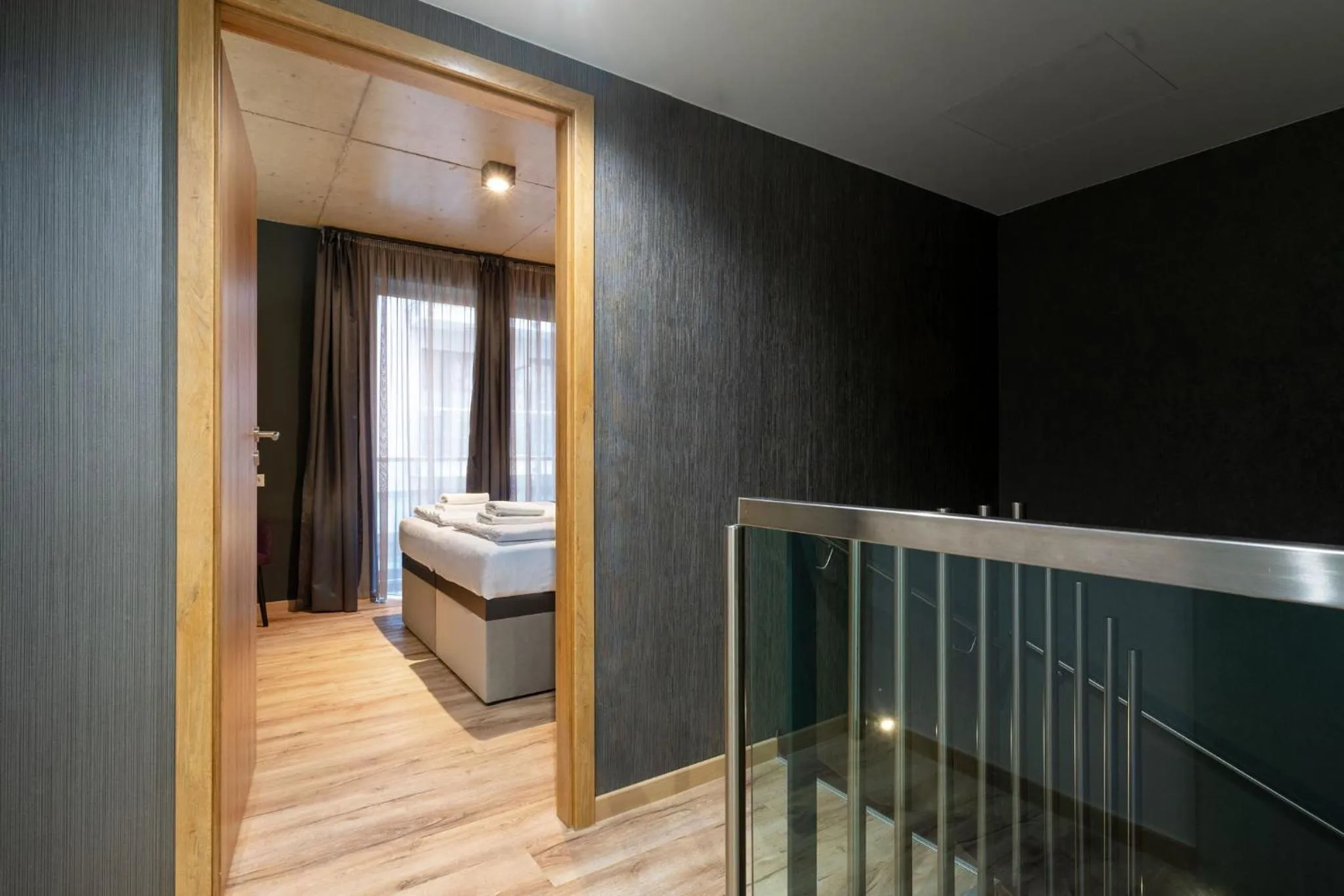 Photo of the whole room, Bed in Onyx Luxury Budapest