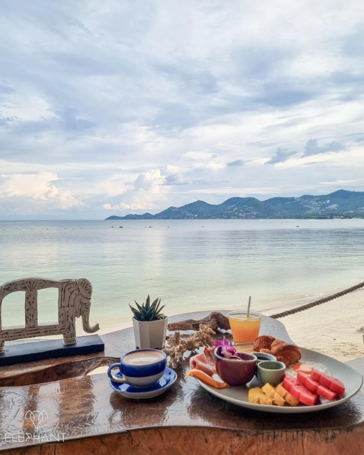 Day in Elephant Beach Club & Resort Samui