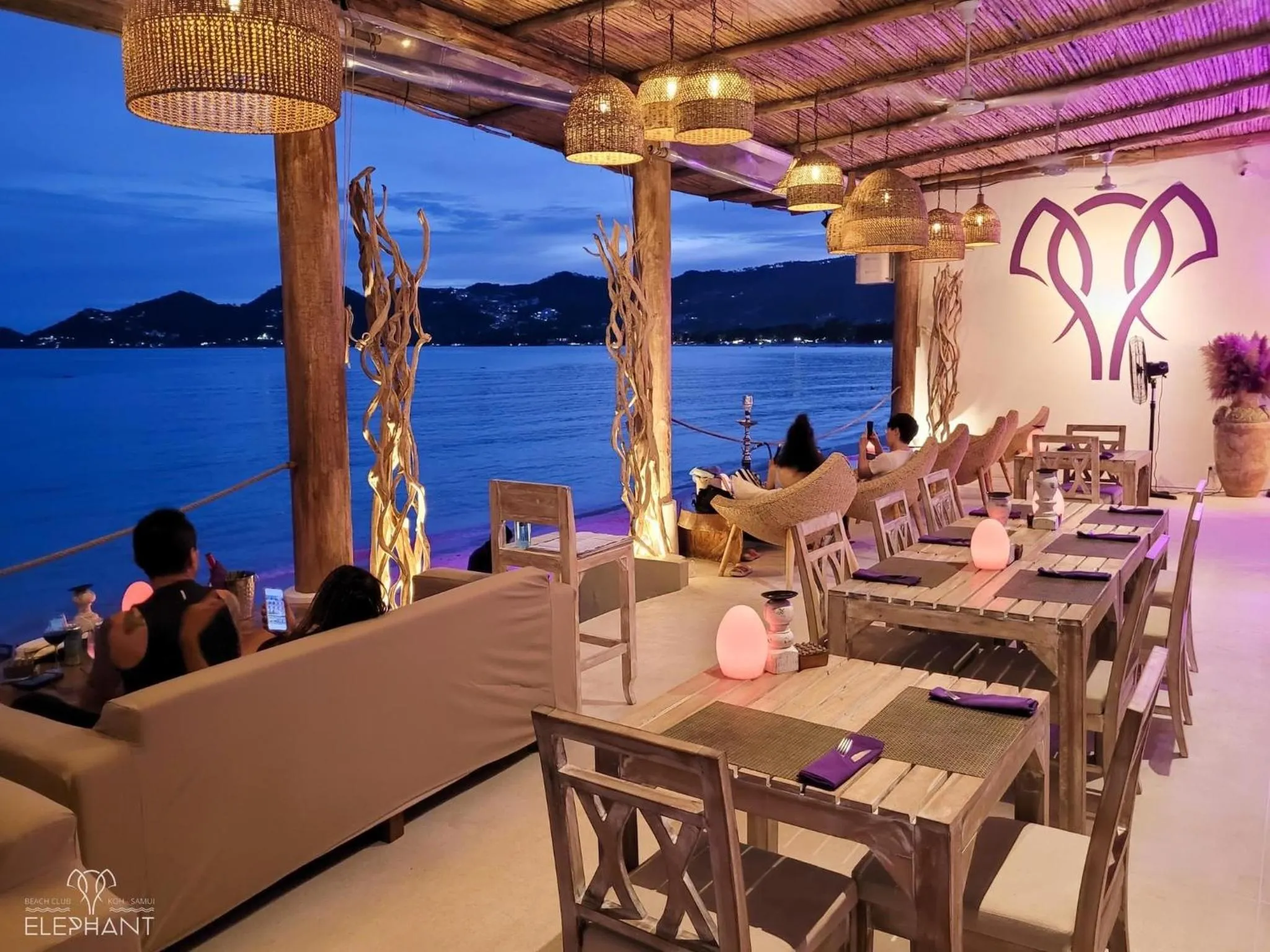Restaurant/places to eat in Elephant Beach Club & Resort Samui