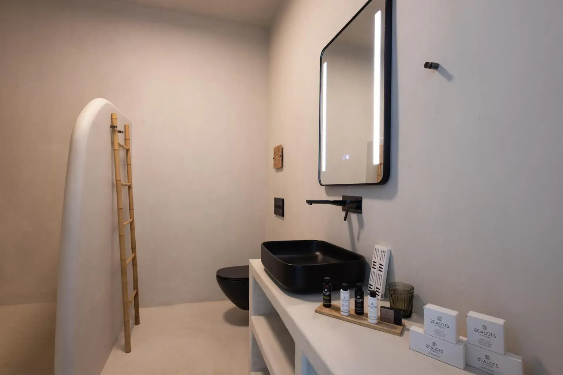 Bathroom in Divino Caldera Bathroom in Divino Caldera