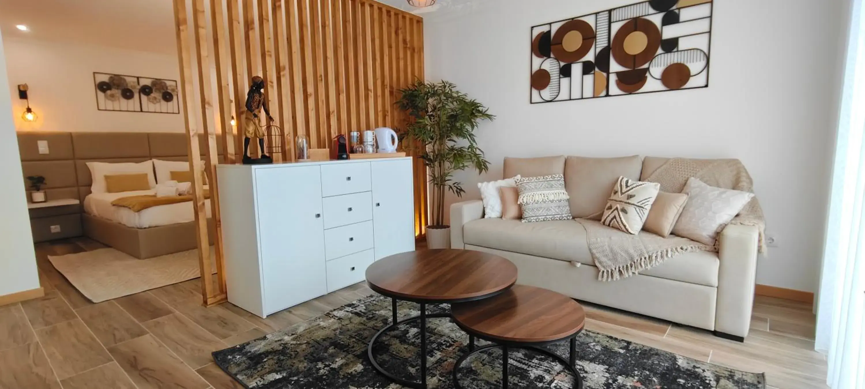 Double Room with Pool View in Quinta da Costinha Double Room with Pool View in Quinta da Costinha