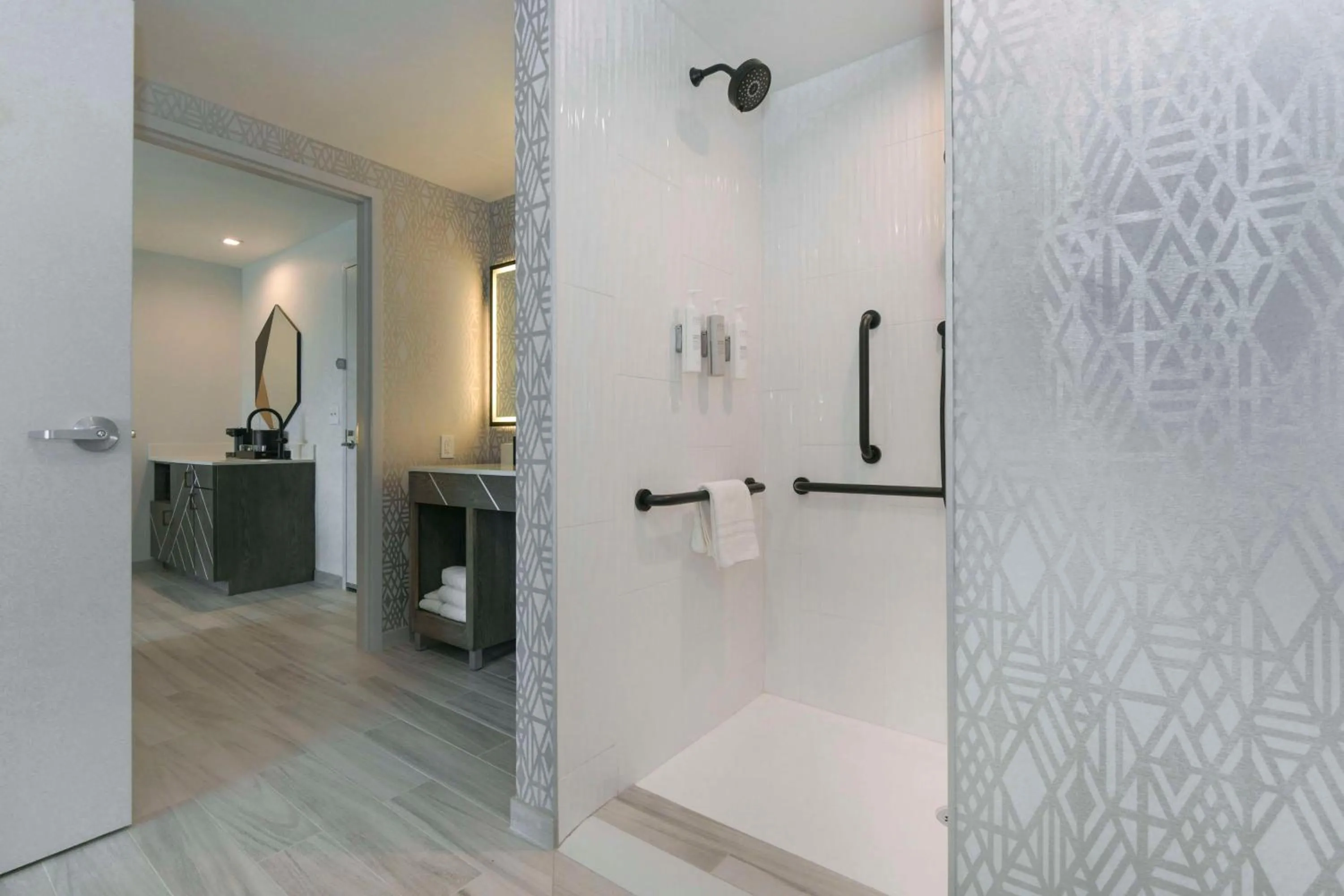 Shower in Embassy Suites By Hilton Asheville Downtown