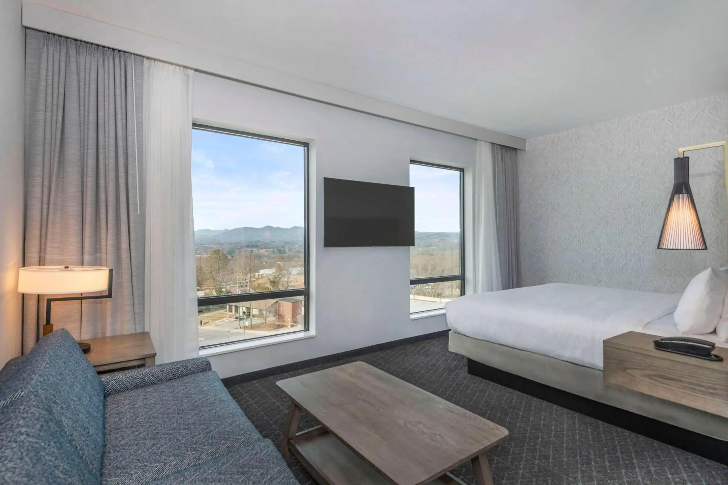 King Studio Suite in Embassy Suites By Hilton Asheville Downtown King Studio Suite in Embassy Suites By Hilton Asheville Downtown