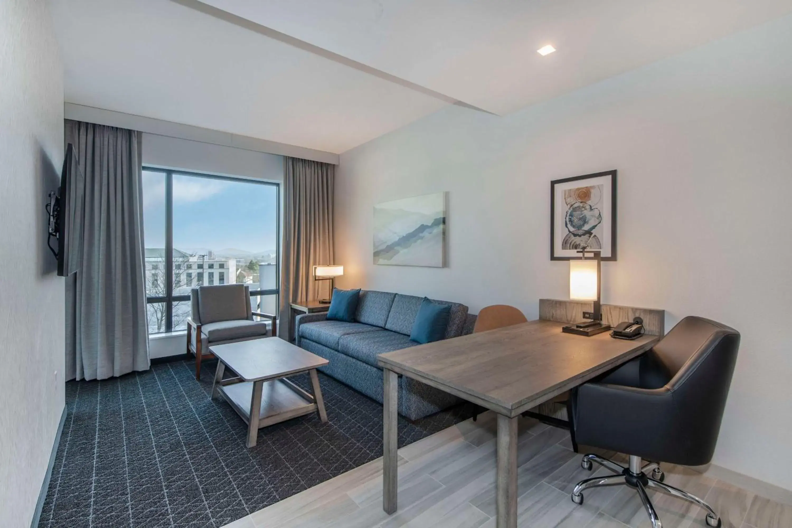 Corner King Suite in Embassy Suites By Hilton Asheville Downtown Corner King Suite in Embassy Suites By Hilton Asheville Downtown