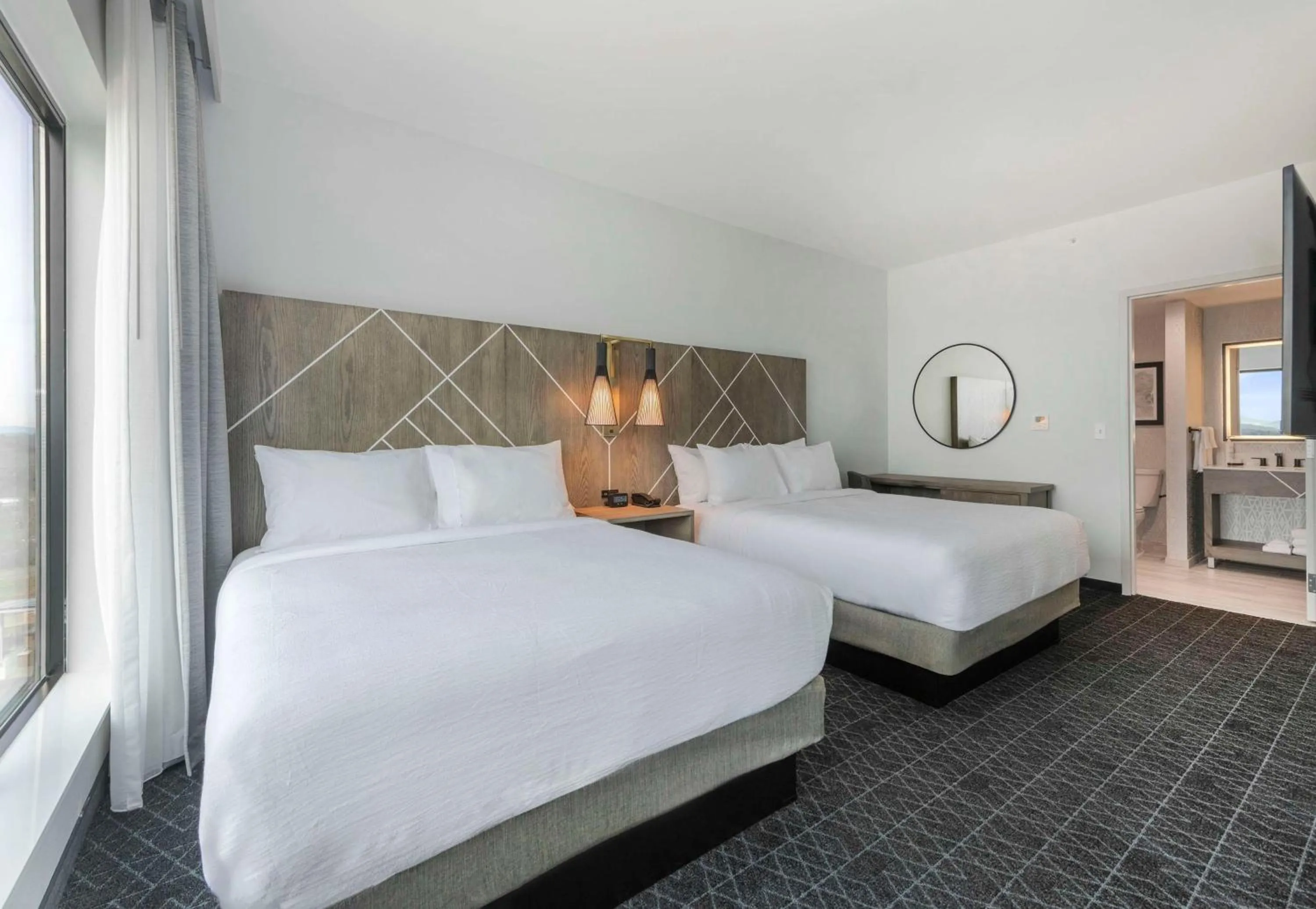 Bed in Embassy Suites By Hilton Asheville Downtown