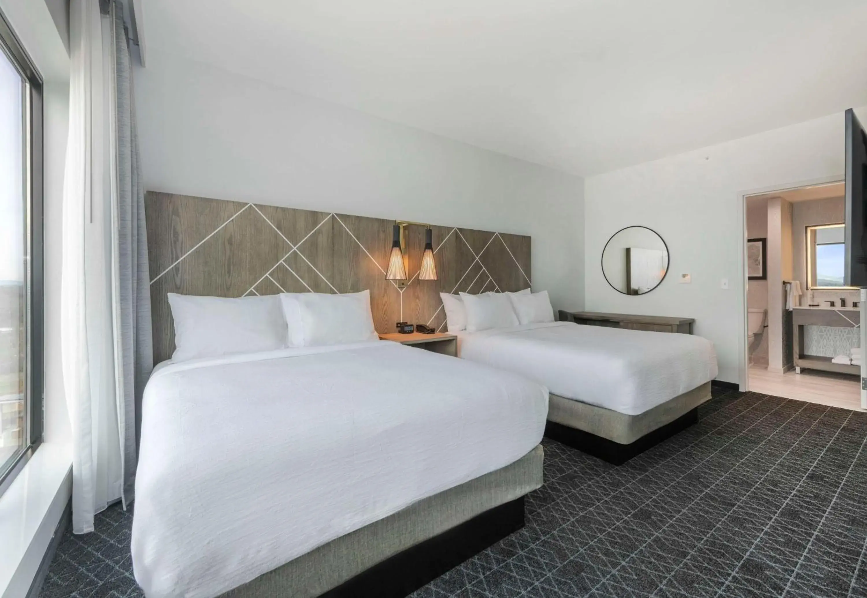 Bed in Embassy Suites By Hilton Asheville Downtown Bed in Embassy Suites By Hilton Asheville Downtown