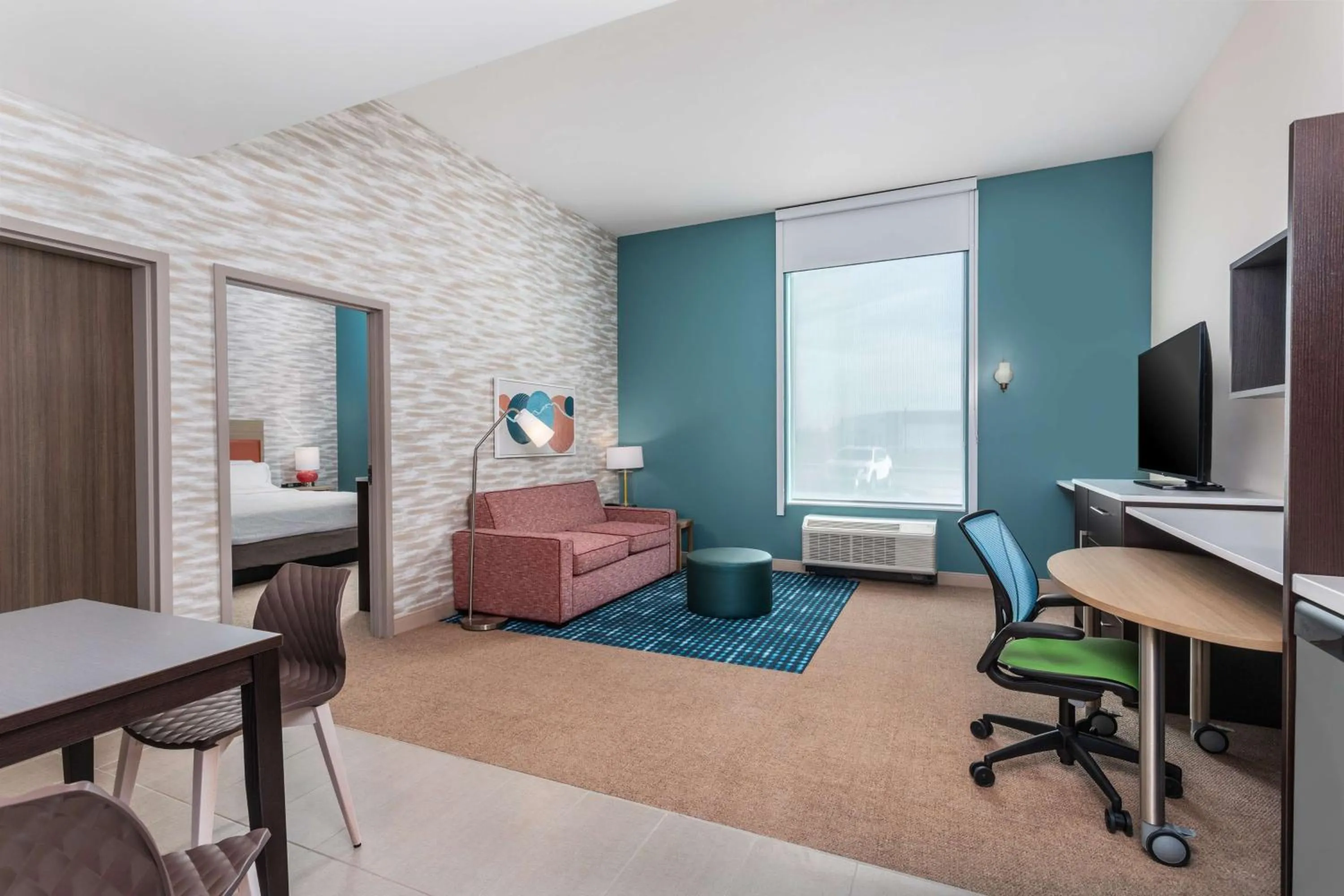 Living room in Home2 Suites By Hilton Cedar Rapids Westdale