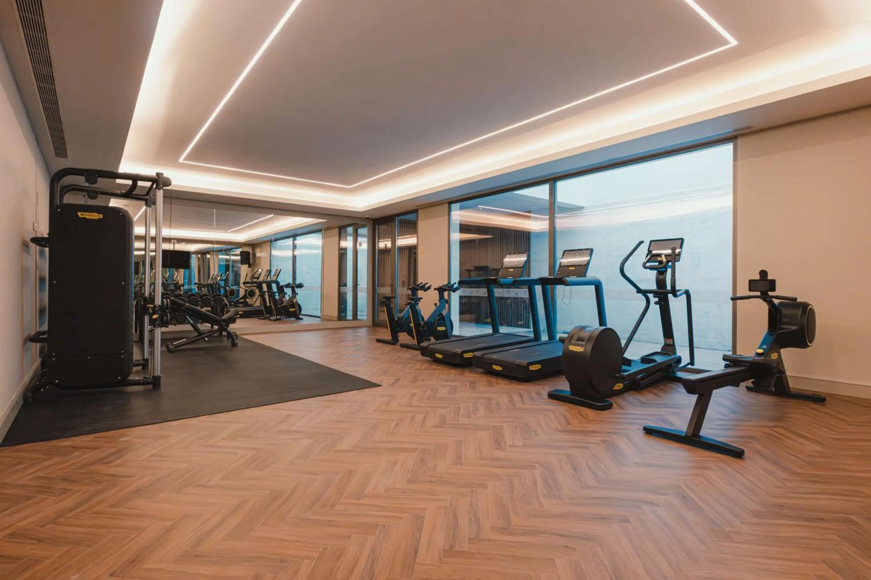 Fitness centre/facilities in Legacy Hotel Cascais, Curio Collection By Hilton